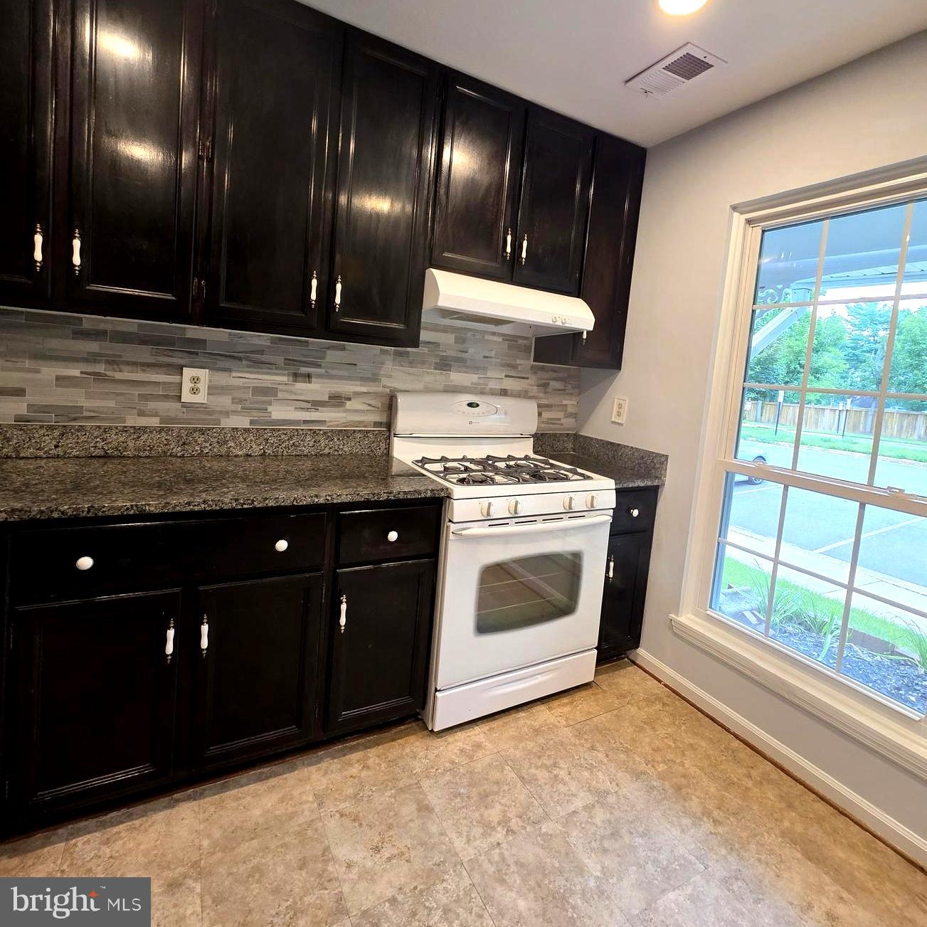 4403 ASPEN DR, ALEXANDRIA, Virginia 22309, 3 Bedrooms Bedrooms, ,2 BathroomsBathrooms,Residential,For sale,4403 ASPEN DR,VAFX2255884 MLS # VAFX2255884