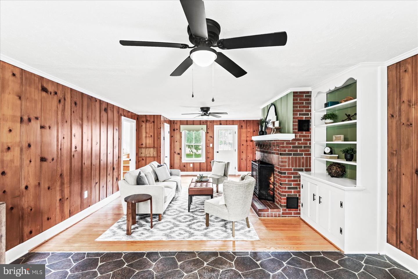 92 FRONT ST, WARSAW, Virginia 22572, 5 Bedrooms Bedrooms, ,3 BathroomsBathrooms,Residential,For sale,92 FRONT ST,VARV2000538 MLS # VARV2000538