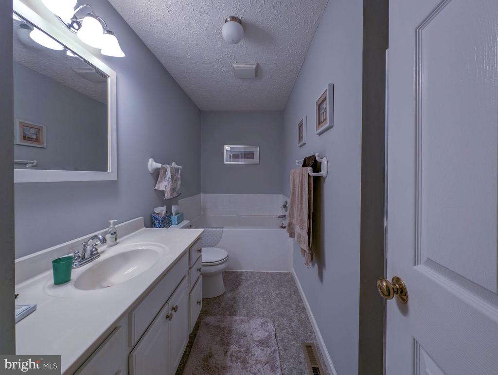 15398 NORMAN RD, CULPEPER, Virginia 22701, 3 Bedrooms Bedrooms, ,3 BathroomsBathrooms,Residential,15398 NORMAN RD,VACU2011756 MLS # VACU2011756