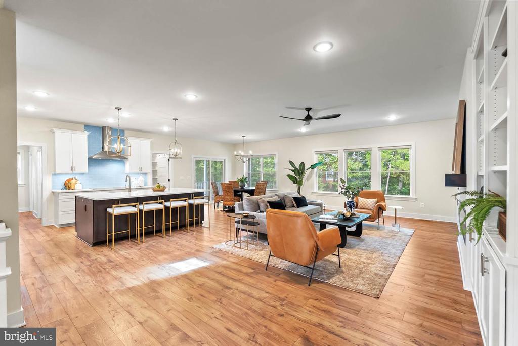 11603 SOUTHVIEW CT, SPOTSYLVANIA, Virginia 22551, 6 Bedrooms Bedrooms, ,5 BathroomsBathrooms,Residential,11603 SOUTHVIEW CT,VASP2036668 MLS # VASP2036668