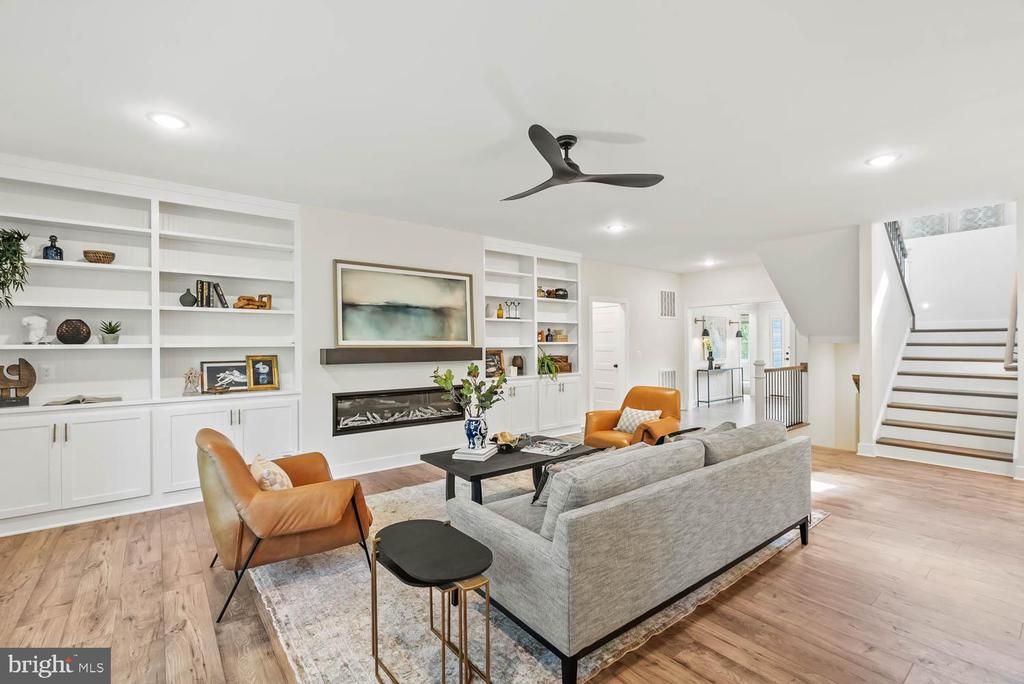 11603 SOUTHVIEW CT, SPOTSYLVANIA, Virginia 22551, 6 Bedrooms Bedrooms, ,5 BathroomsBathrooms,Residential,11603 SOUTHVIEW CT,VASP2036668 MLS # VASP2036668