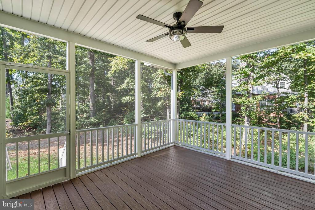 11603 SOUTHVIEW CT, SPOTSYLVANIA, Virginia 22551, 6 Bedrooms Bedrooms, ,5 BathroomsBathrooms,Residential,11603 SOUTHVIEW CT,VASP2036668 MLS # VASP2036668