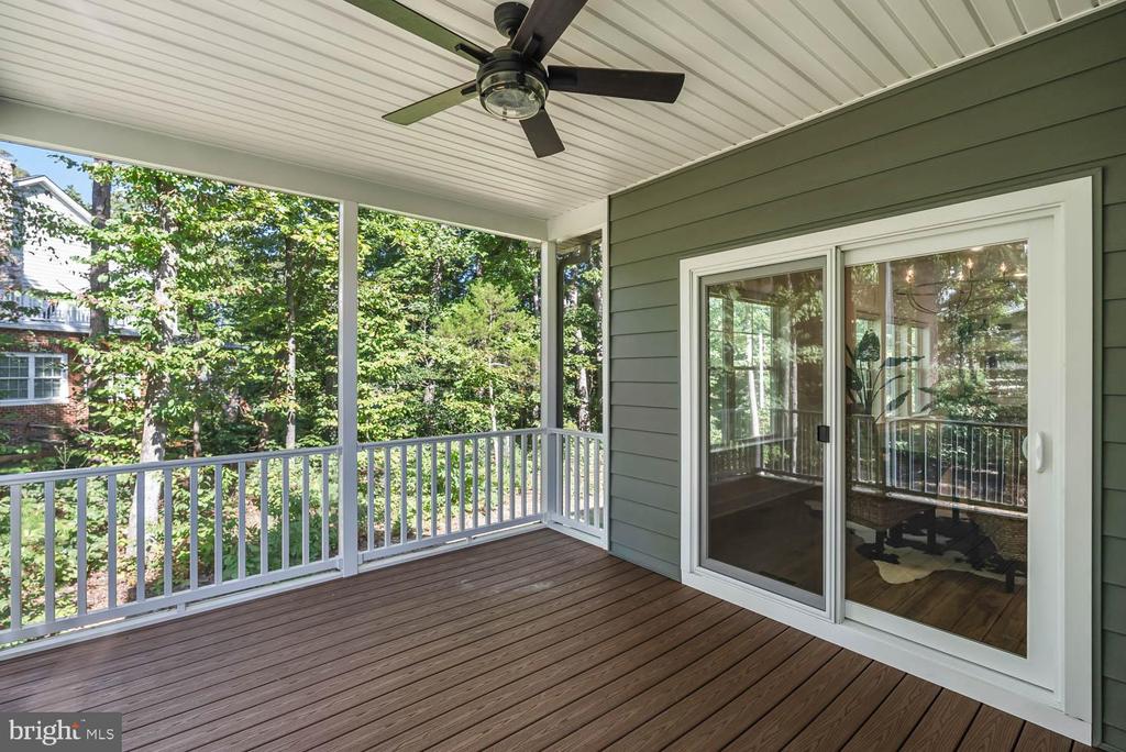 11603 SOUTHVIEW CT, SPOTSYLVANIA, Virginia 22551, 6 Bedrooms Bedrooms, ,5 BathroomsBathrooms,Residential,11603 SOUTHVIEW CT,VASP2036668 MLS # VASP2036668