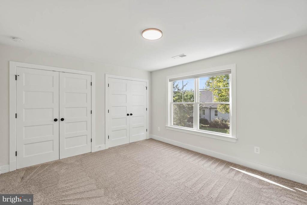 11603 SOUTHVIEW CT, SPOTSYLVANIA, Virginia 22551, 6 Bedrooms Bedrooms, ,5 BathroomsBathrooms,Residential,11603 SOUTHVIEW CT,VASP2036668 MLS # VASP2036668