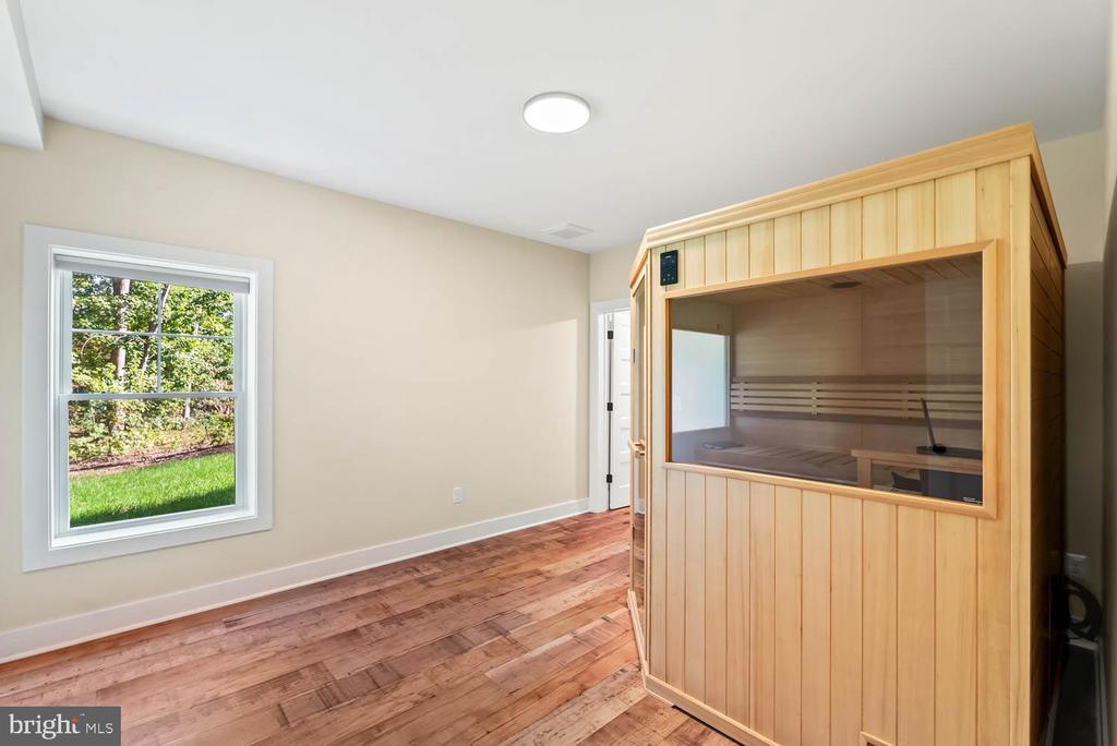 11603 SOUTHVIEW CT, SPOTSYLVANIA, Virginia 22551, 6 Bedrooms Bedrooms, ,5 BathroomsBathrooms,Residential,11603 SOUTHVIEW CT,VASP2036668 MLS # VASP2036668
