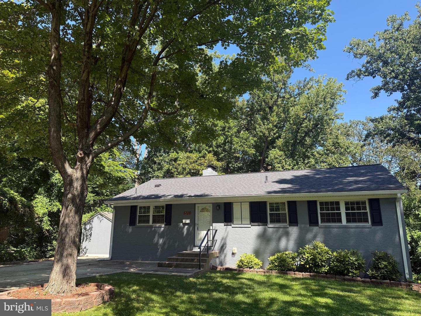 5206 EASTON DR, SPRINGFIELD, Virginia 22151, 5 Bedrooms Bedrooms, ,3 BathroomsBathrooms,Residential,For sale,5206 EASTON DR,VAFX2259944 MLS # VAFX2259944