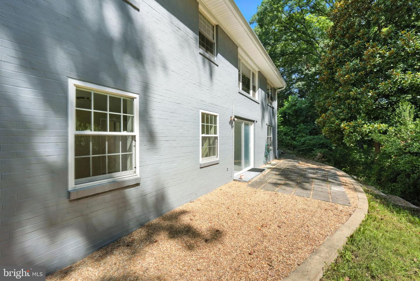 5206 EASTON DR, SPRINGFIELD, Virginia 22151, 5 Bedrooms Bedrooms, ,3 BathroomsBathrooms,Residential,For sale,5206 EASTON DR,VAFX2259944 MLS # VAFX2259944