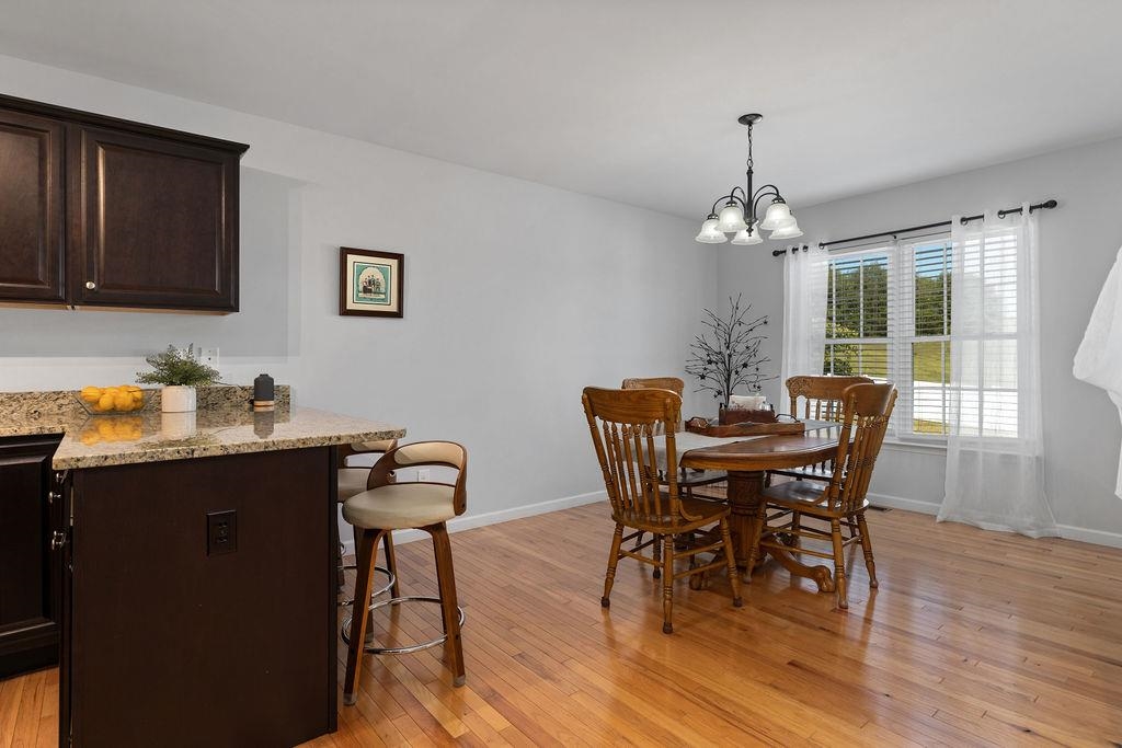 27 HULL HILLS LN, STAUNTON, Virginia 24401, 3 Bedrooms Bedrooms, ,2 BathroomsBathrooms,Residential,27 HULL HILLS LN,668834 MLS # 668834