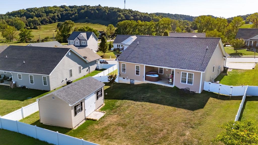 27 HULL HILLS LN, STAUNTON, Virginia 24401, 3 Bedrooms Bedrooms, ,2 BathroomsBathrooms,Residential,27 HULL HILLS LN,668834 MLS # 668834