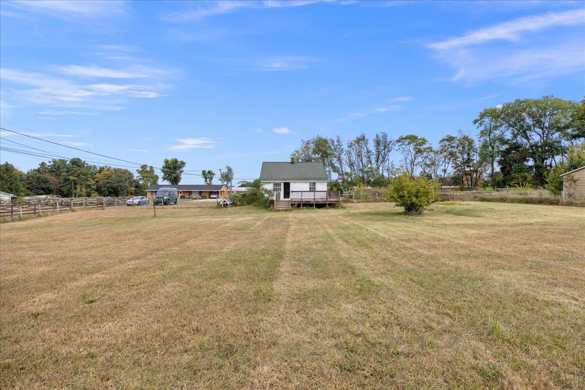 225 STULL RUN LN, GROTTOES, Virginia 24441, 2 Bedrooms Bedrooms, ,1 BathroomBathrooms,Residential,225 STULL RUN LN,669174 MLS # 669174