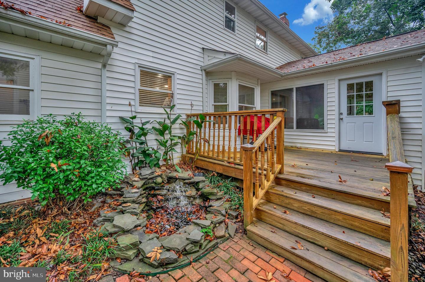 416 WHITECLIFF DR, FREDERICKSBURG, Virginia 22407, 3 Bedrooms Bedrooms, ,2 BathroomsBathrooms,Residential,For sale,416 WHITECLIFF DR,VASP2035378 MLS # VASP2035378