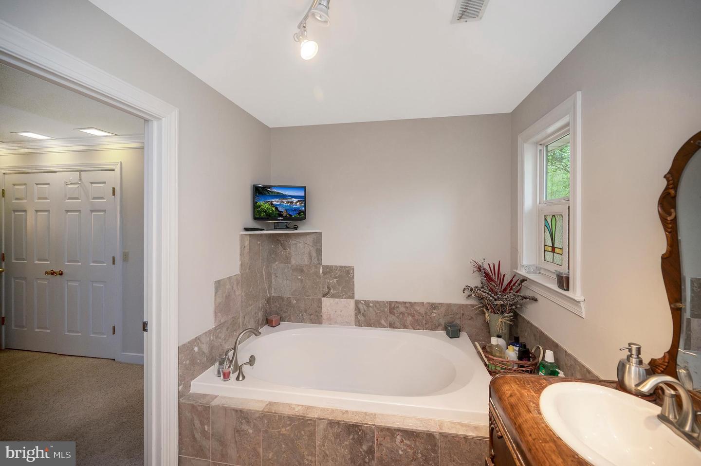 416 WHITECLIFF DR, FREDERICKSBURG, Virginia 22407, 3 Bedrooms Bedrooms, ,2 BathroomsBathrooms,Residential,For sale,416 WHITECLIFF DR,VASP2035378 MLS # VASP2035378
