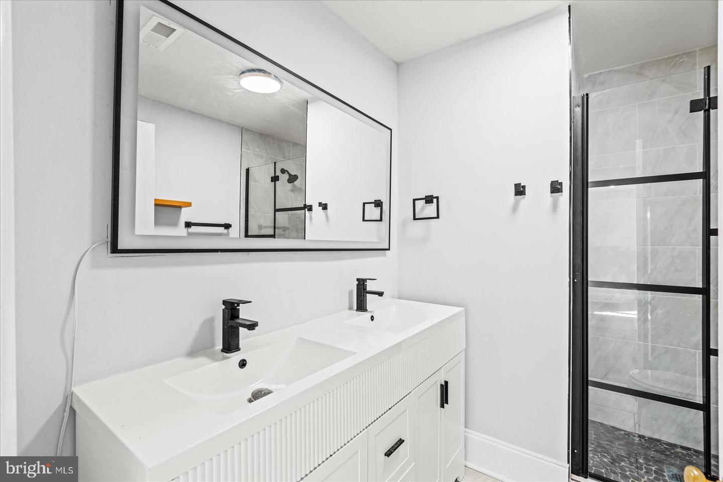 608 KINTZ ST, COLONIAL BEACH, Virginia 22443, 3 Bedrooms Bedrooms, ,1 BathroomBathrooms,Residential,For sale,608 KINTZ ST,VAWE2009546 MLS # VAWE2009546 608 KINTZ ST, COLONIAL BEACH, Virginia 22443, 3 Bedrooms Bedrooms, ,1 BathroomBathrooms,Residential,For sale,608 KINTZ ST,VAWE2009546 MLS # VAWE2009546