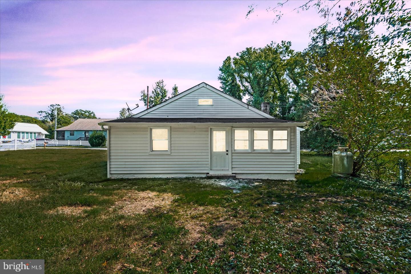 608 KINTZ ST, COLONIAL BEACH, Virginia 22443, 3 Bedrooms Bedrooms, ,1 BathroomBathrooms,Residential,For sale,608 KINTZ ST,VAWE2009546 MLS # VAWE2009546 608 KINTZ ST, COLONIAL BEACH, Virginia 22443, 3 Bedrooms Bedrooms, ,1 BathroomBathrooms,Residential,For sale,608 KINTZ ST,VAWE2009546 MLS # VAWE2009546