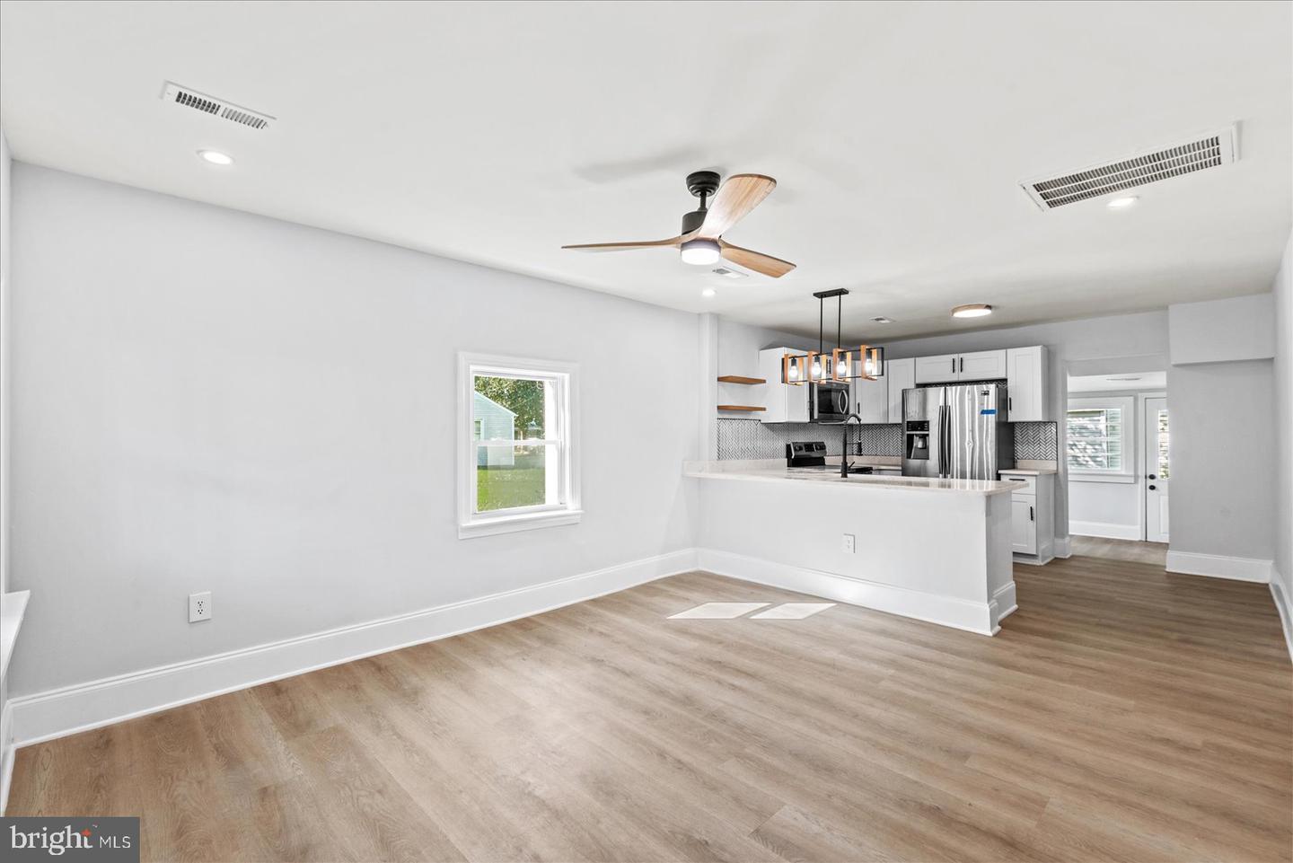 608 KINTZ ST, COLONIAL BEACH, Virginia 22443, 3 Bedrooms Bedrooms, ,1 BathroomBathrooms,Residential,For sale,608 KINTZ ST,VAWE2009546 MLS # VAWE2009546 608 KINTZ ST, COLONIAL BEACH, Virginia 22443, 3 Bedrooms Bedrooms, ,1 BathroomBathrooms,Residential,For sale,608 KINTZ ST,VAWE2009546 MLS # VAWE2009546