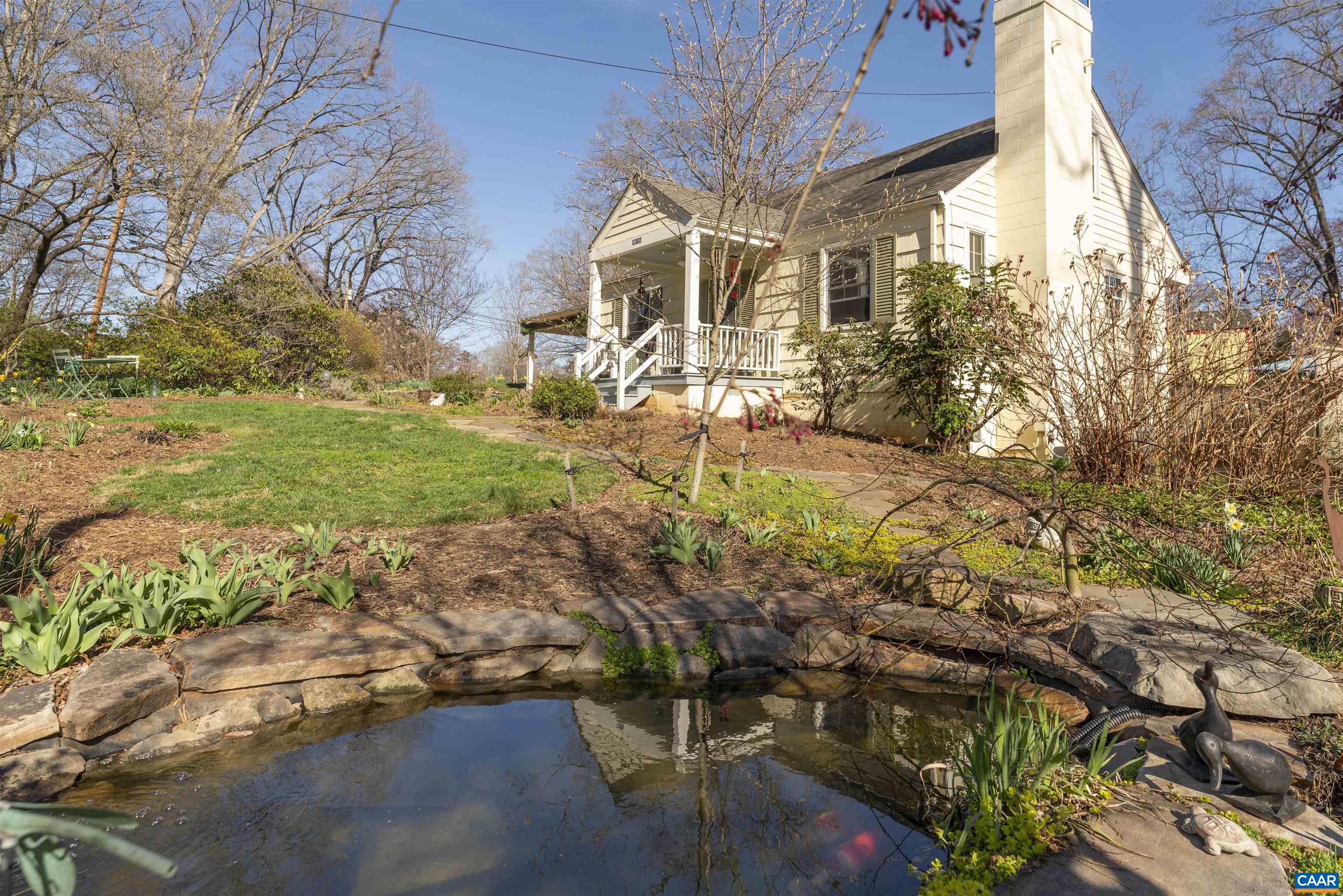 1618 GREENLEAF LN, CHARLOTTESVILLE, Virginia 22903, 3 Bedrooms Bedrooms, ,1 BathroomBathrooms,Residential,1618 GREENLEAF LN,669633 MLS # 669633