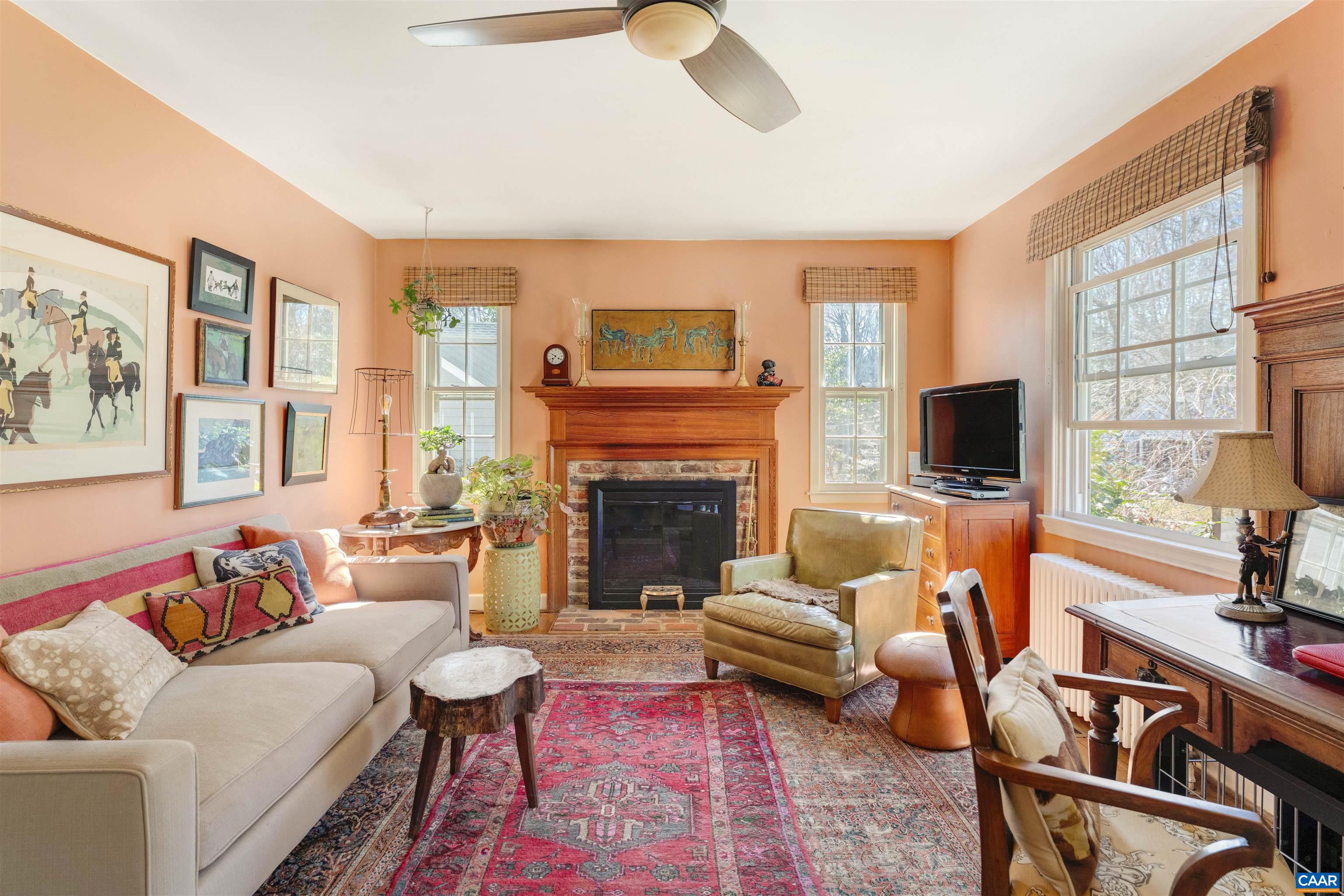 1618 GREENLEAF LN, CHARLOTTESVILLE, Virginia 22903, 3 Bedrooms Bedrooms, ,1 BathroomBathrooms,Residential,1618 GREENLEAF LN,669633 MLS # 669633