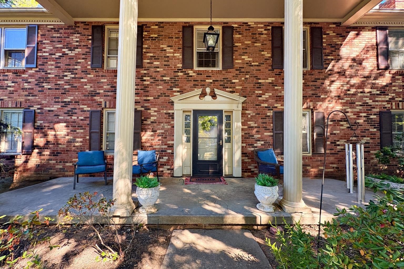 203 PELHAM DR, WAYNESBORO, Virginia 22980, 4 Bedrooms Bedrooms, ,3 BathroomsBathrooms,Residential,203 PELHAM DR,669650 MLS # 669650