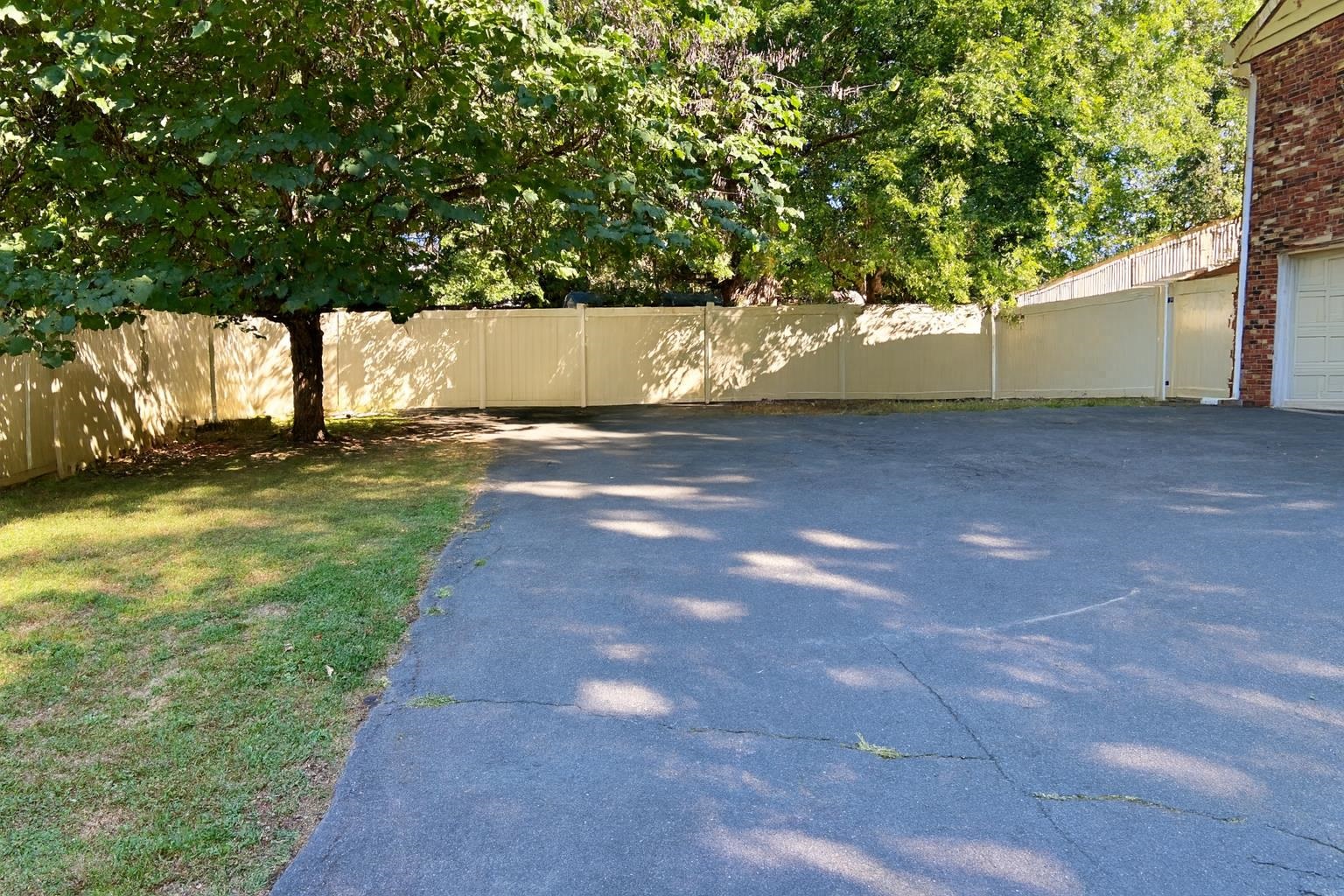 203 PELHAM DR, WAYNESBORO, Virginia 22980, 4 Bedrooms Bedrooms, ,3 BathroomsBathrooms,Residential,203 PELHAM DR,669650 MLS # 669650