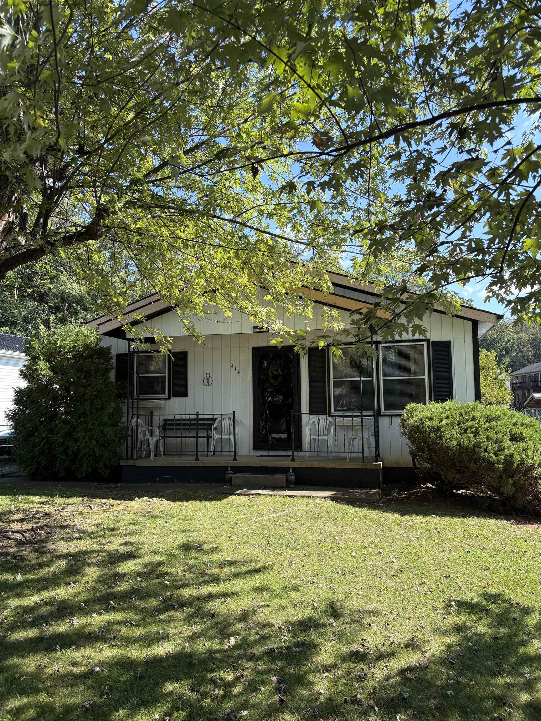 414 SUMMIT AVE, HARRISONBURG, Virginia 22801, 3 Bedrooms Bedrooms, ,1 BathroomBathrooms,Residential,414 SUMMIT AVE,669658 MLS # 669658