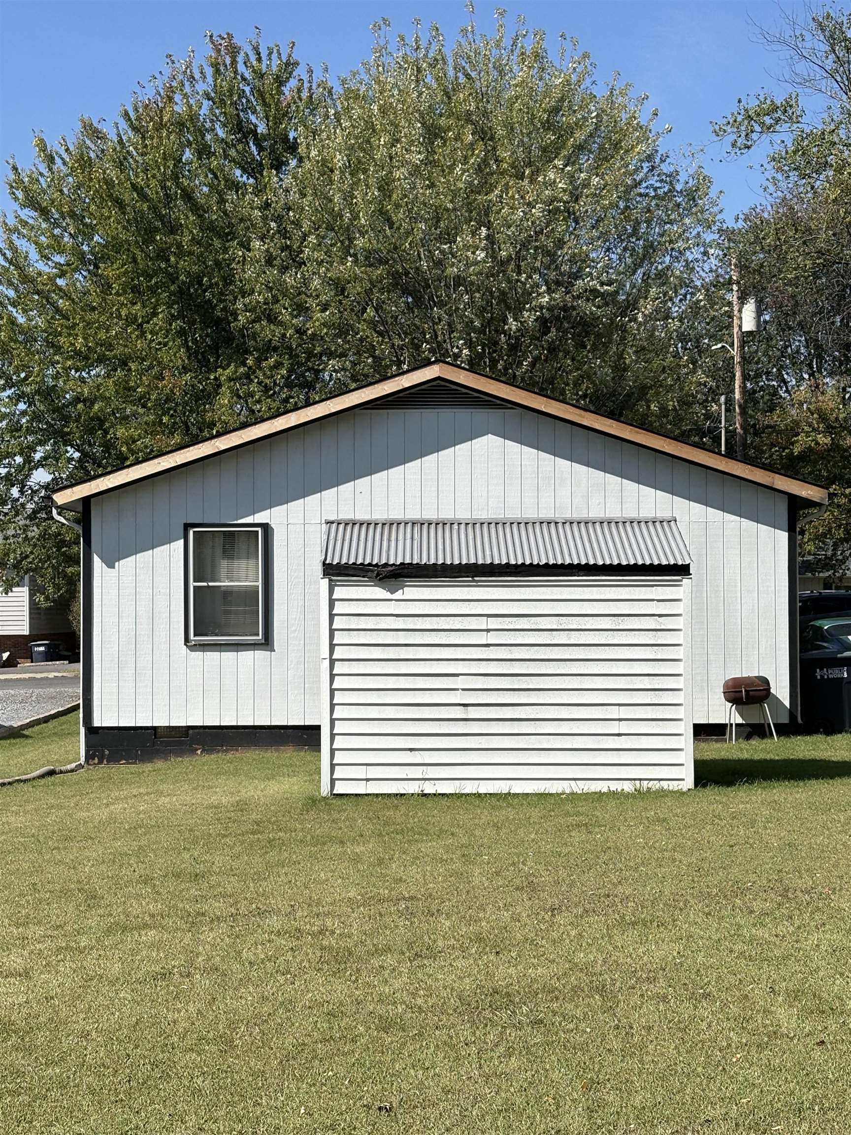 414 SUMMIT AVE, HARRISONBURG, Virginia 22801, 3 Bedrooms Bedrooms, ,1 BathroomBathrooms,Residential,414 SUMMIT AVE,669658 MLS # 669658