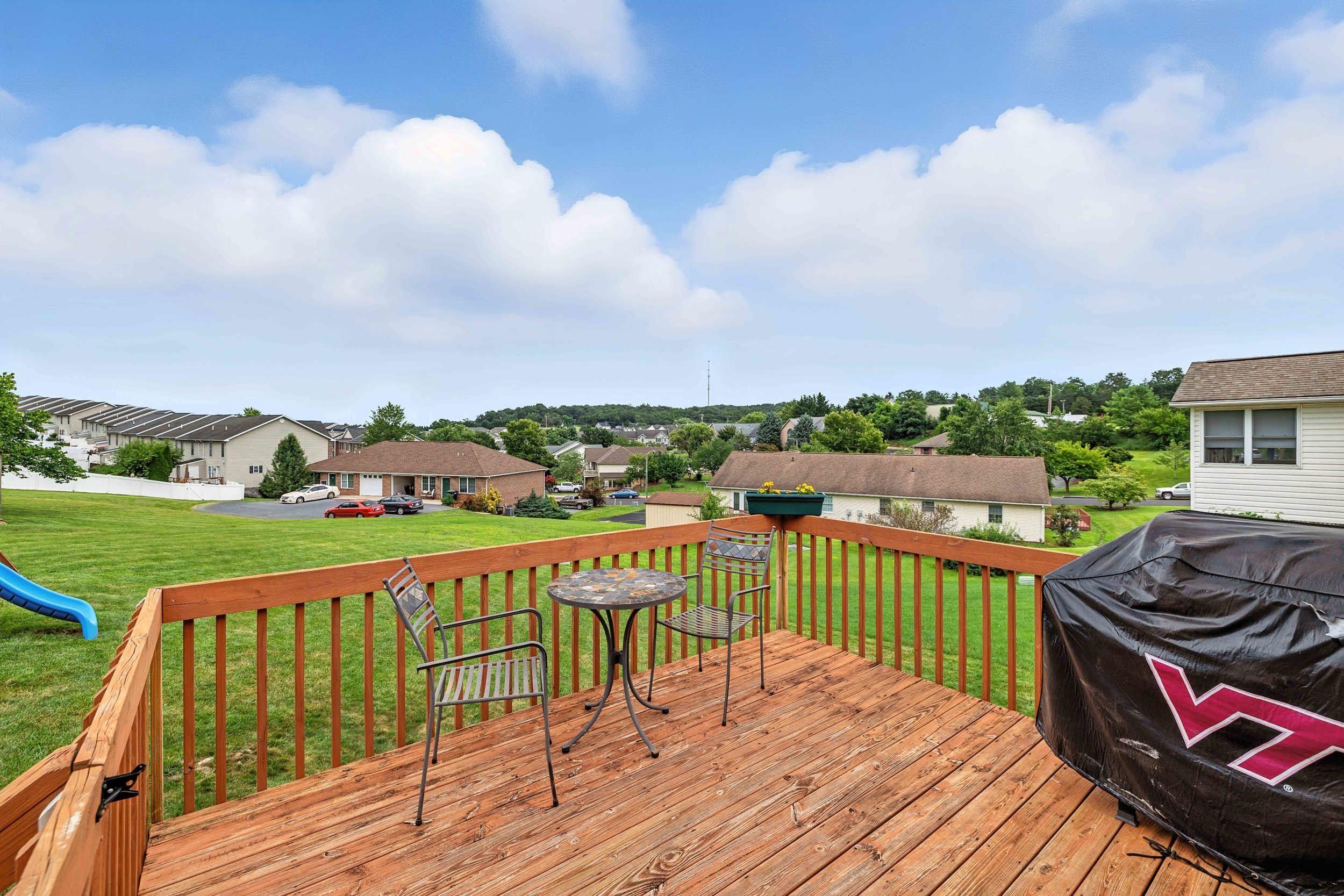 1218 POPLAR CIR, HARRISONBURG, Virginia 22802, 4 Bedrooms Bedrooms, ,3 BathroomsBathrooms,Residential,1218 POPLAR CIR,669661 MLS # 669661