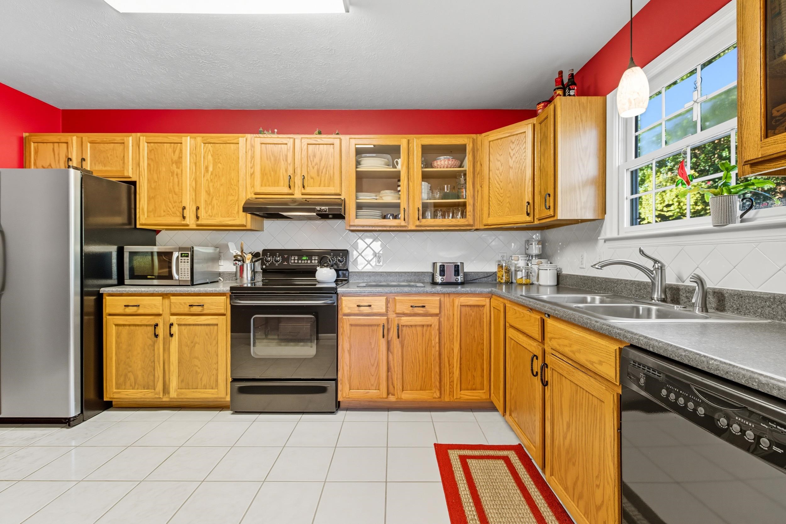1218 POPLAR CIR, HARRISONBURG, Virginia 22802, 4 Bedrooms Bedrooms, ,3 BathroomsBathrooms,Residential,1218 POPLAR CIR,669661 MLS # 669661