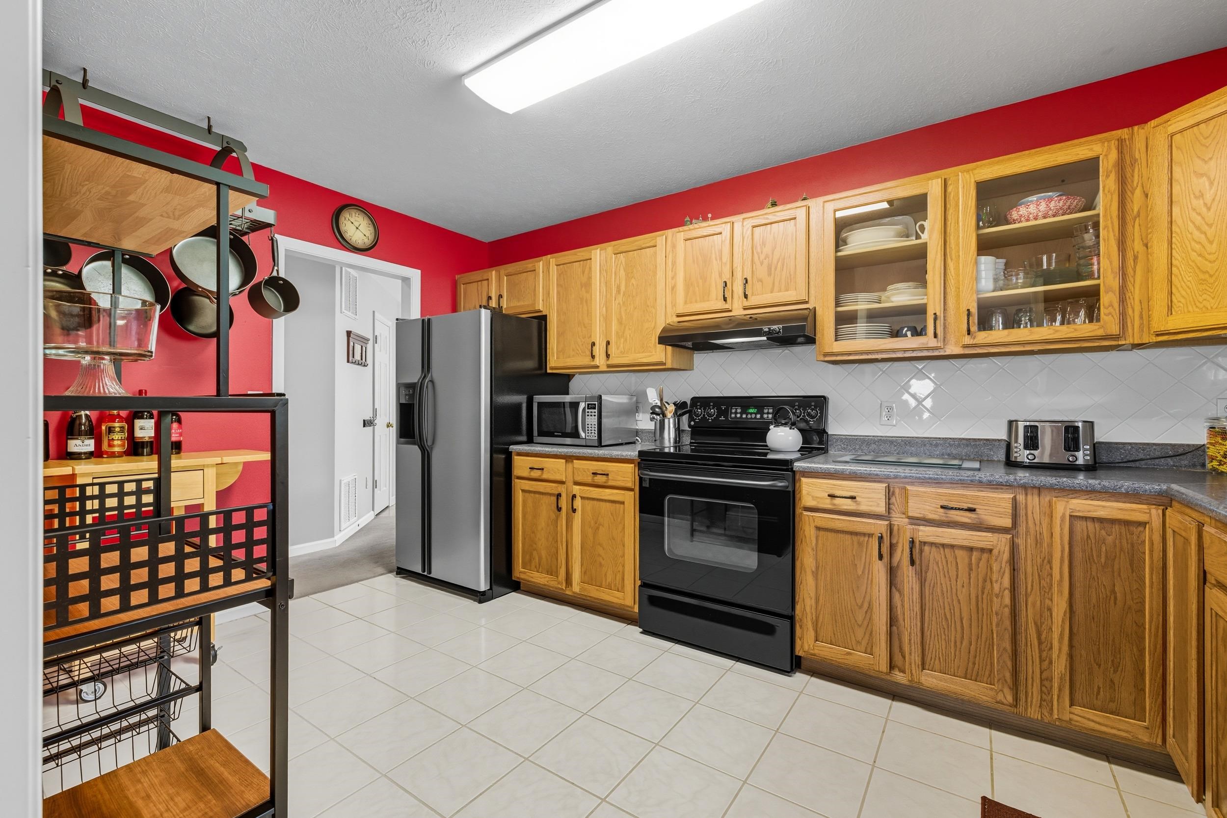 1218 POPLAR CIR, HARRISONBURG, Virginia 22802, 4 Bedrooms Bedrooms, ,3 BathroomsBathrooms,Residential,1218 POPLAR CIR,669661 MLS # 669661
