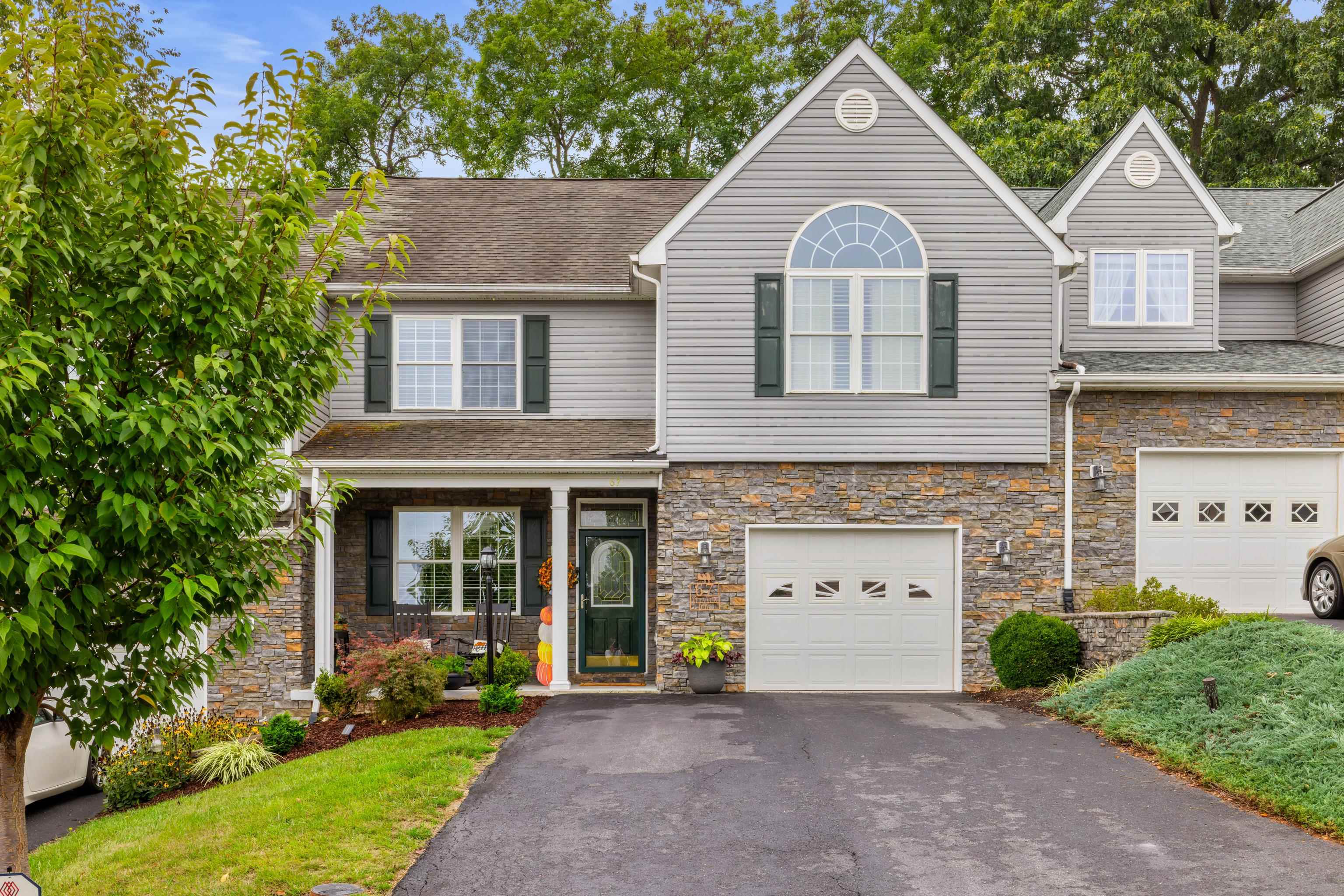 67 VILLA VIEW DR, STAUNTON, Virginia 24401, 3 Bedrooms Bedrooms, ,2 BathroomsBathrooms,Residential,67 VILLA VIEW DR,669678 MLS # 669678