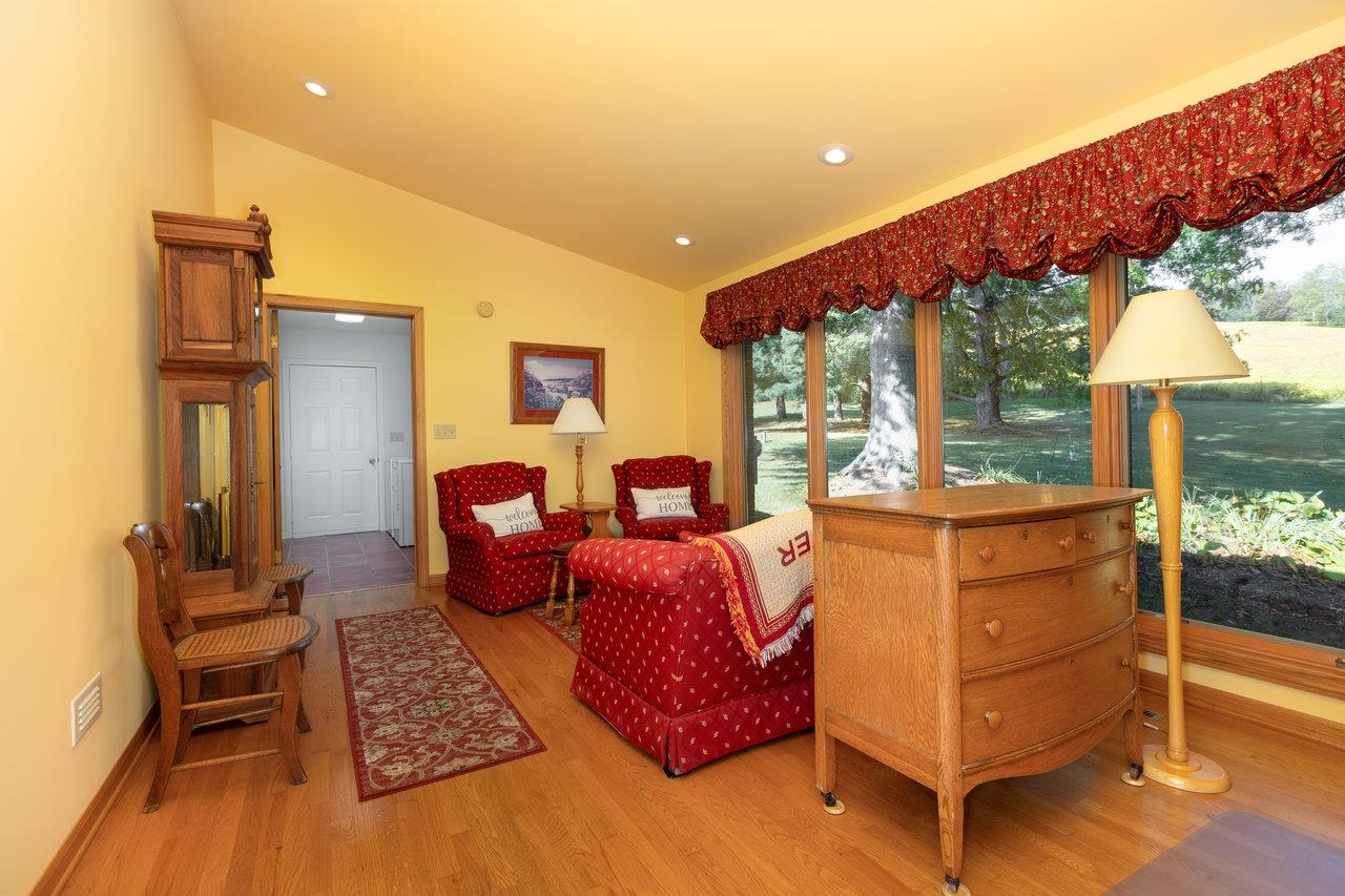 5722 GARDNER LN, BRIDGEWATER, Virginia 22812, 3 Bedrooms Bedrooms, ,2 BathroomsBathrooms,Residential,5722 GARDNER LN,669679 MLS # 669679