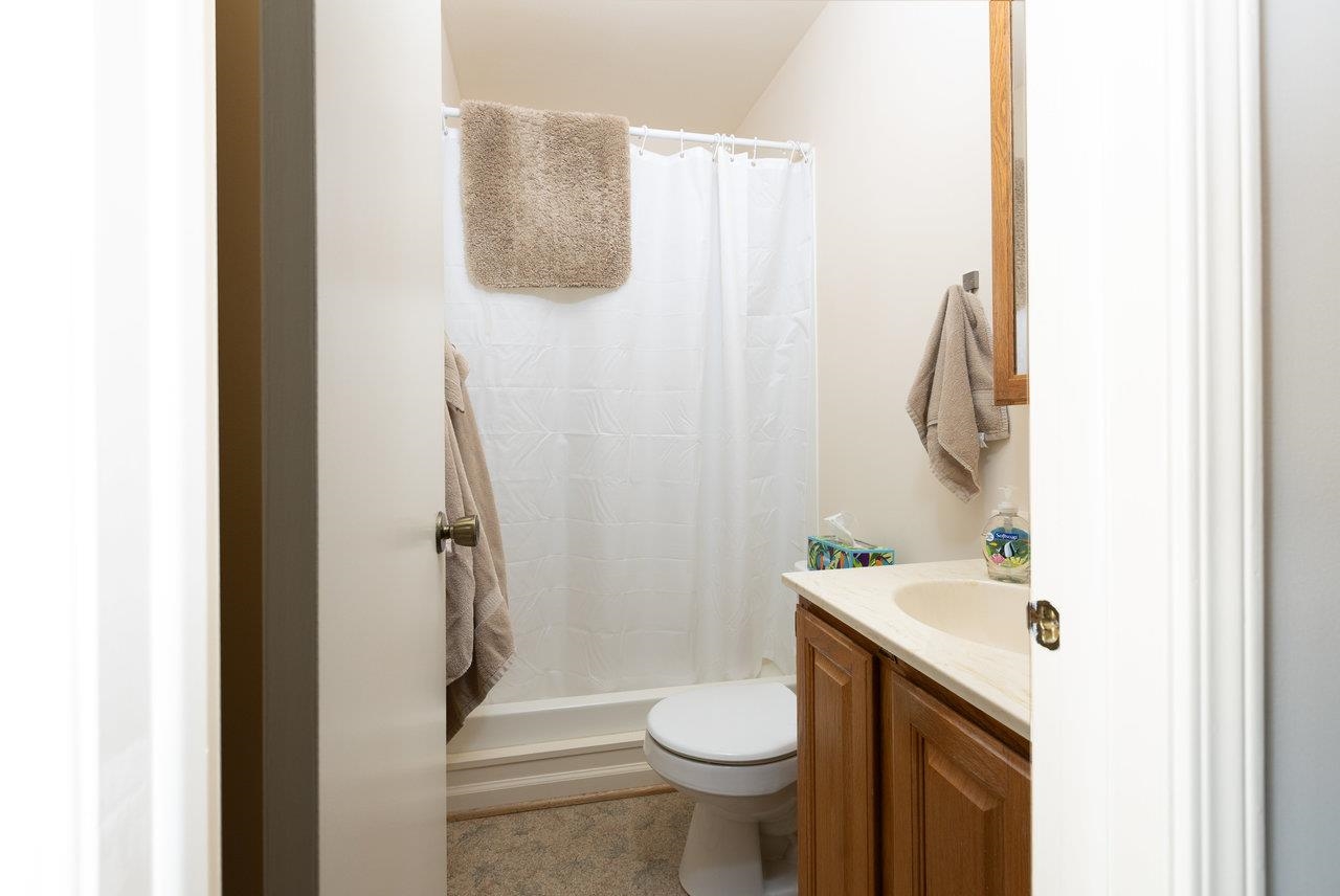 5722 GARDNER LN, BRIDGEWATER, Virginia 22812, 3 Bedrooms Bedrooms, ,2 BathroomsBathrooms,Residential,5722 GARDNER LN,669679 MLS # 669679