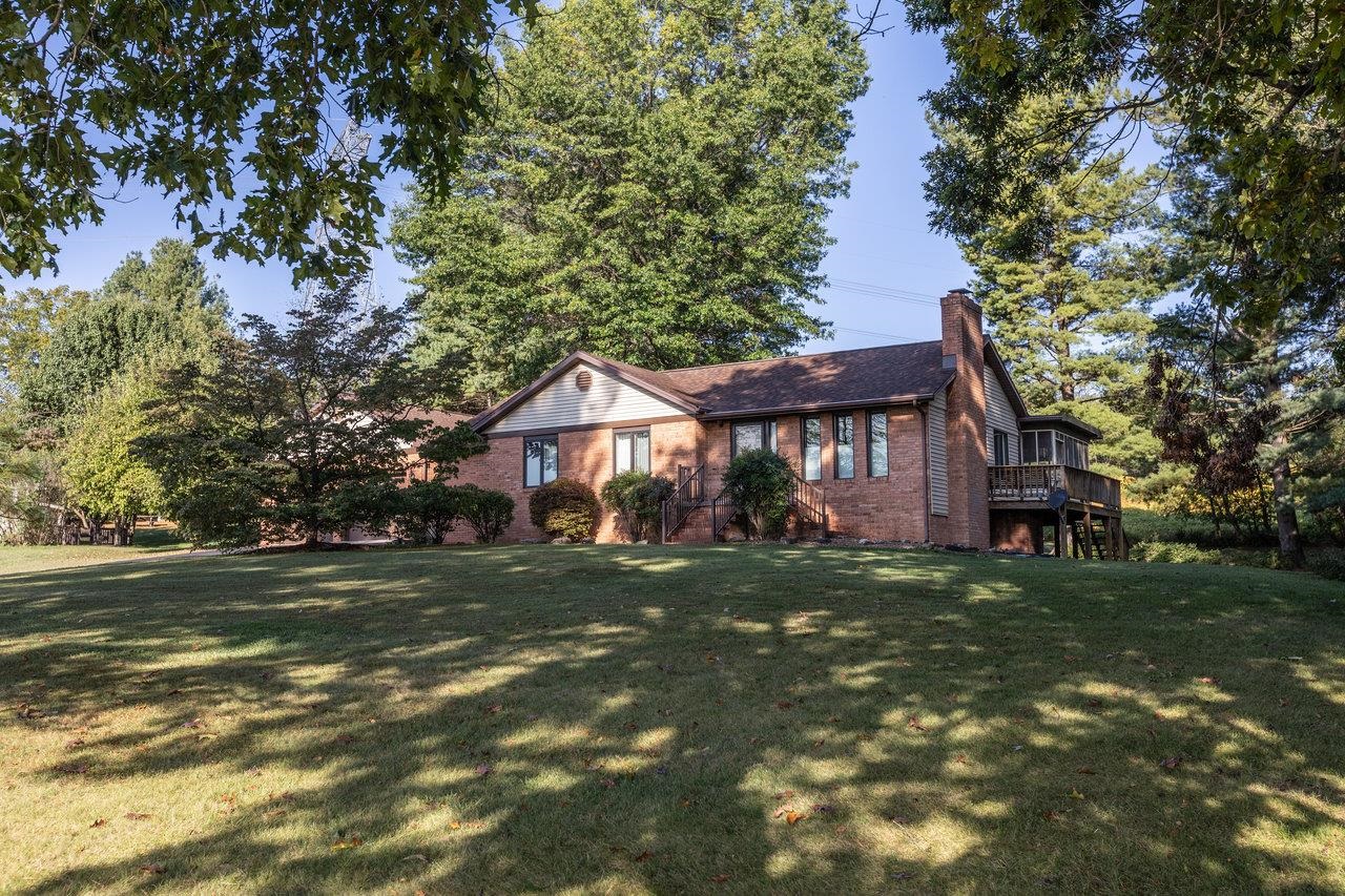 5722 GARDNER LN, BRIDGEWATER, Virginia 22812, 3 Bedrooms Bedrooms, ,2 BathroomsBathrooms,Residential,5722 GARDNER LN,669679 MLS # 669679