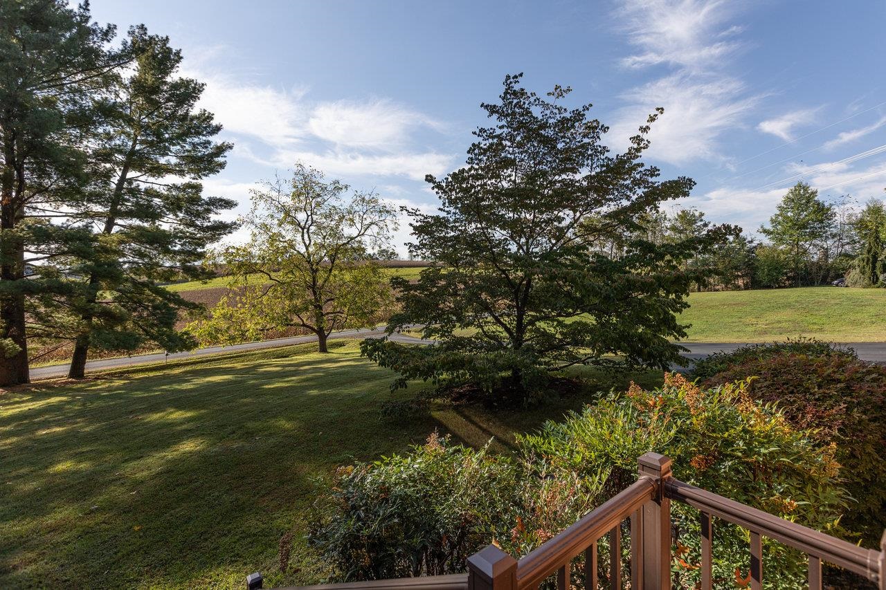 5722 GARDNER LN, BRIDGEWATER, Virginia 22812, 3 Bedrooms Bedrooms, ,2 BathroomsBathrooms,Residential,5722 GARDNER LN,669679 MLS # 669679