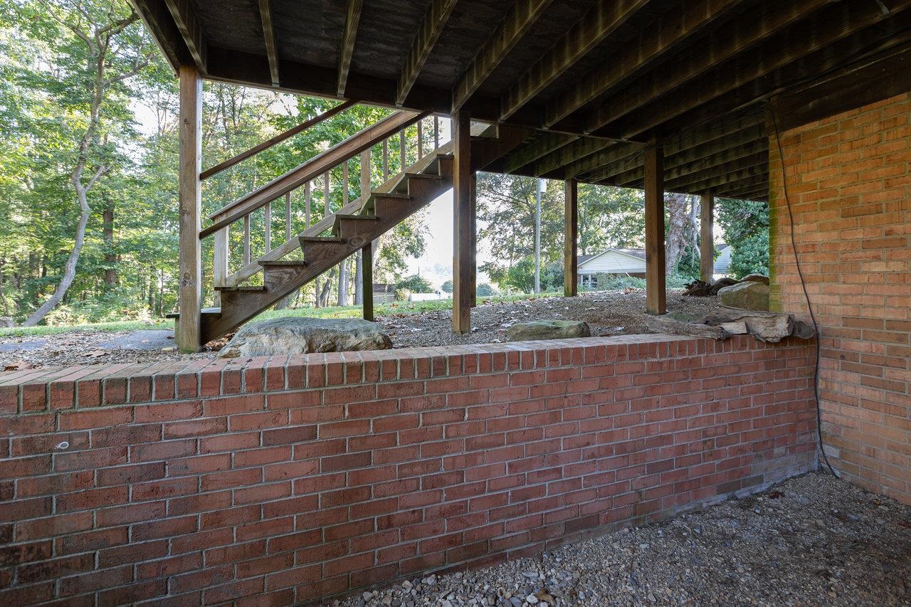 5722 GARDNER LN, BRIDGEWATER, Virginia 22812, 3 Bedrooms Bedrooms, ,2 BathroomsBathrooms,Residential,5722 GARDNER LN,669679 MLS # 669679