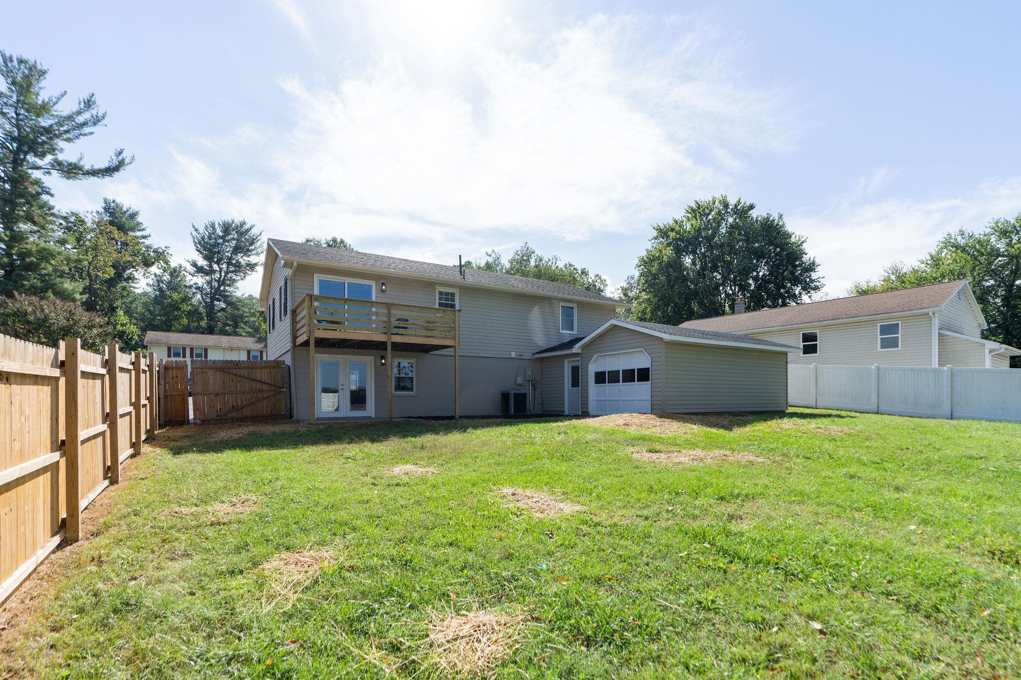 423 WOODLAND CIR, WAYNESBORO, Virginia 24401, 4 Bedrooms Bedrooms, ,2 BathroomsBathrooms,Residential,423 WOODLAND CIR,669686 MLS # 669686