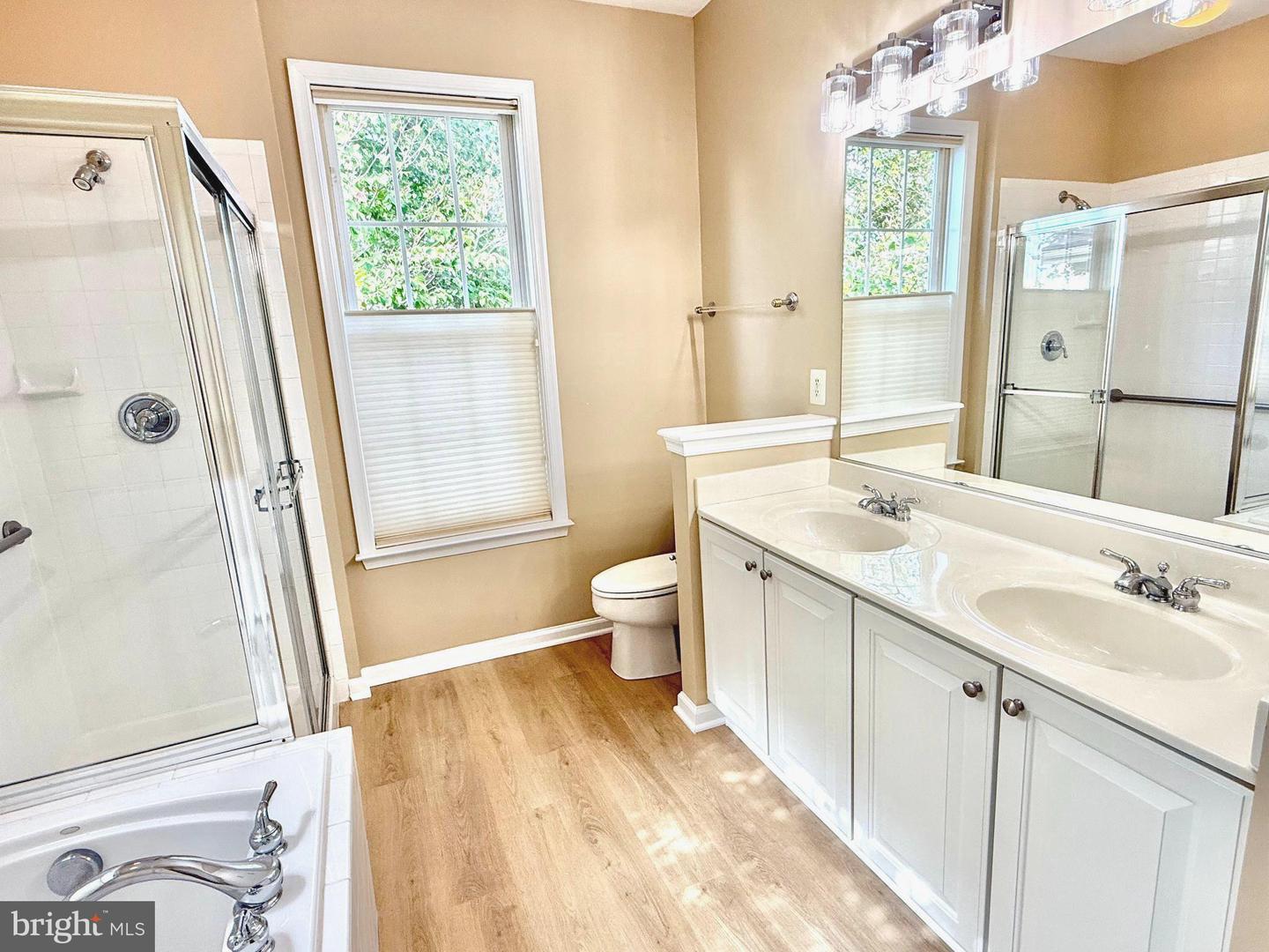 13737 HERITAGE VALLEY WAY, GAINESVILLE, Virginia 20155, 2 Bedrooms Bedrooms, ,2 BathroomsBathrooms,Residential,For sale,13737 HERITAGE VALLEY WAY,VAPW2102602 MLS # VAPW2102602