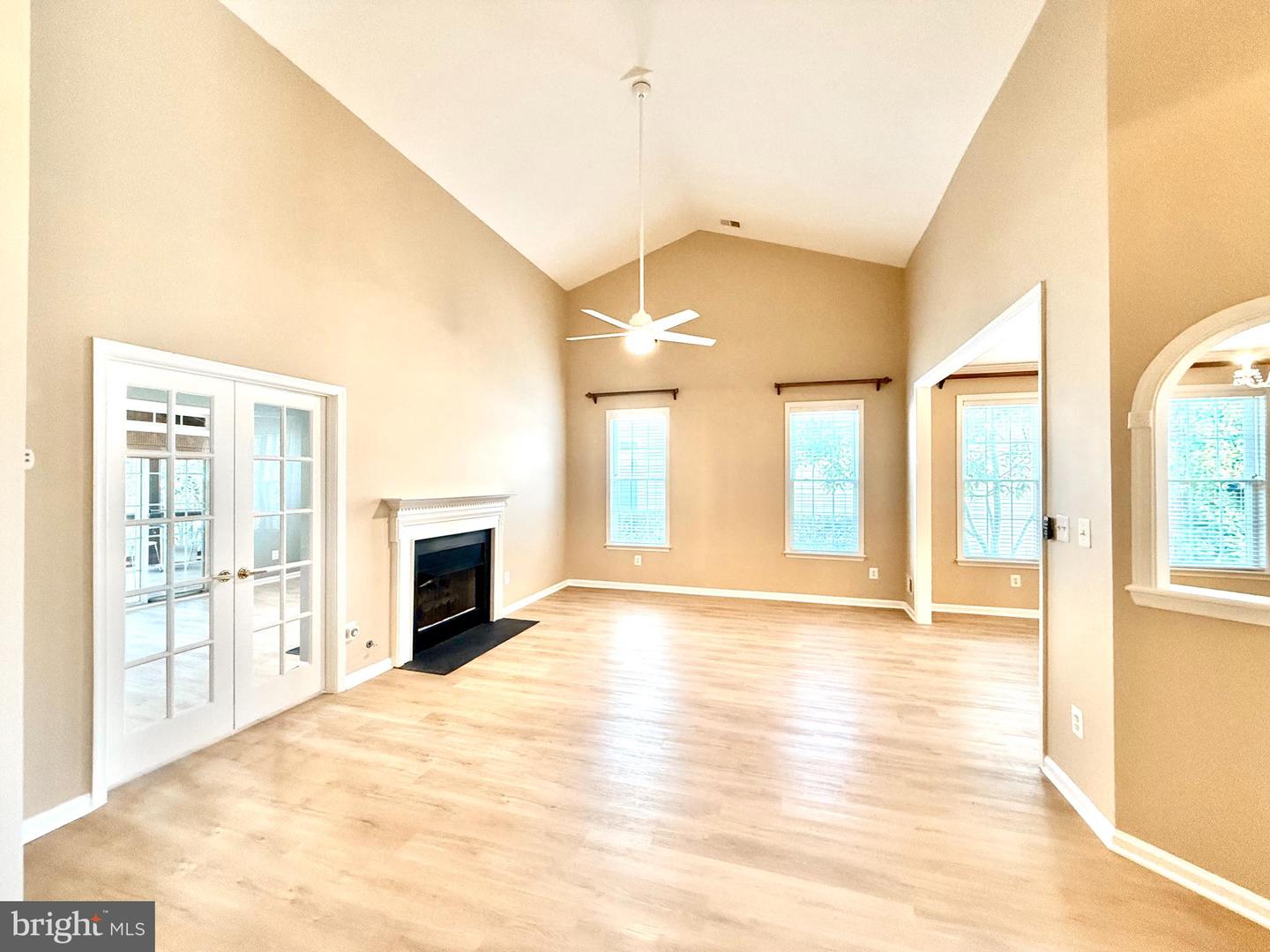 13737 HERITAGE VALLEY WAY, GAINESVILLE, Virginia 20155, 2 Bedrooms Bedrooms, ,2 BathroomsBathrooms,Residential,For sale,13737 HERITAGE VALLEY WAY,VAPW2102602 MLS # VAPW2102602