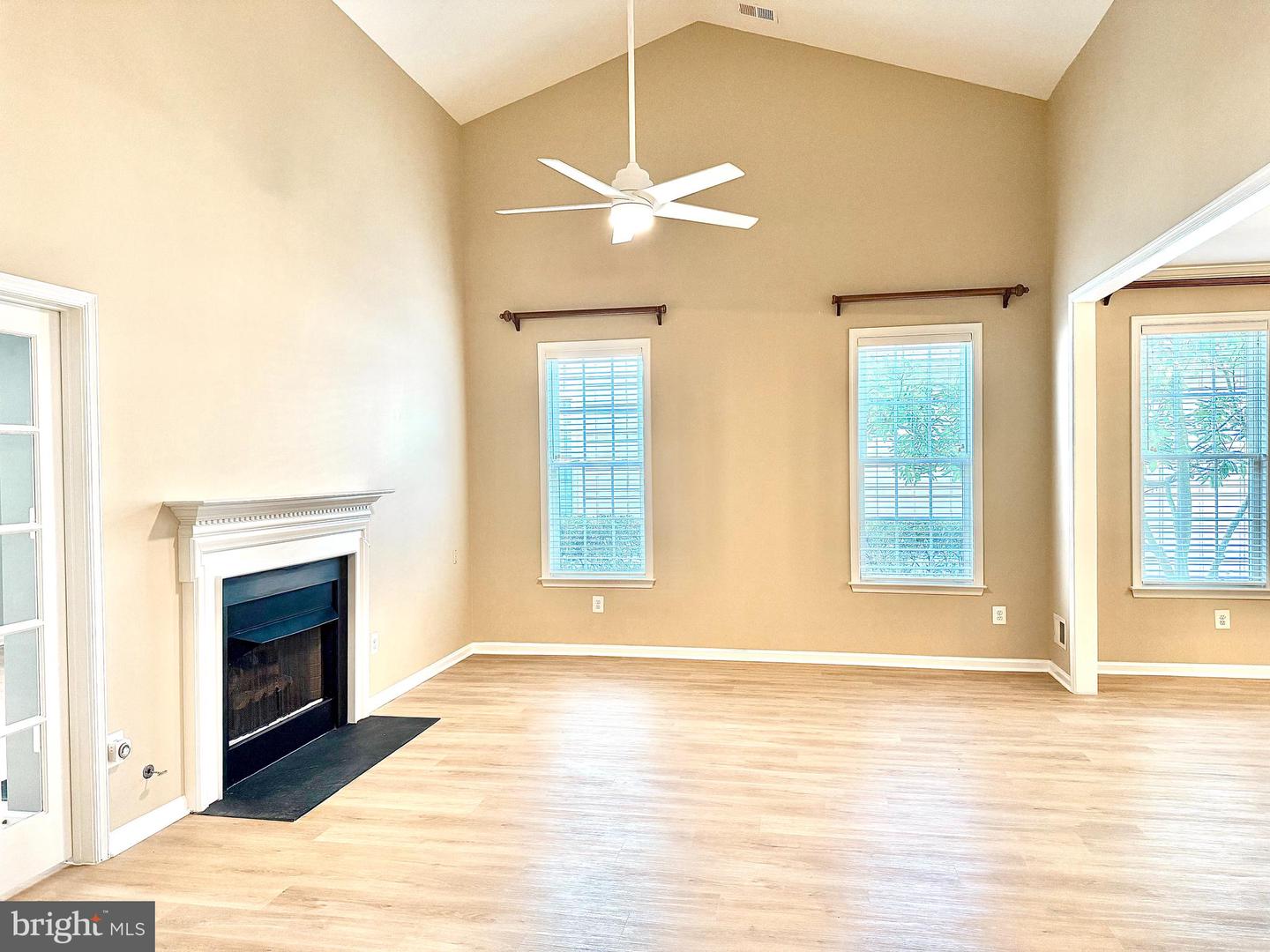 13737 HERITAGE VALLEY WAY, GAINESVILLE, Virginia 20155, 2 Bedrooms Bedrooms, ,2 BathroomsBathrooms,Residential,For sale,13737 HERITAGE VALLEY WAY,VAPW2102602 MLS # VAPW2102602