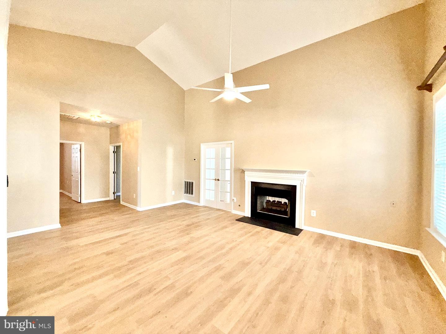 13737 HERITAGE VALLEY WAY, GAINESVILLE, Virginia 20155, 2 Bedrooms Bedrooms, ,2 BathroomsBathrooms,Residential,For sale,13737 HERITAGE VALLEY WAY,VAPW2102602 MLS # VAPW2102602