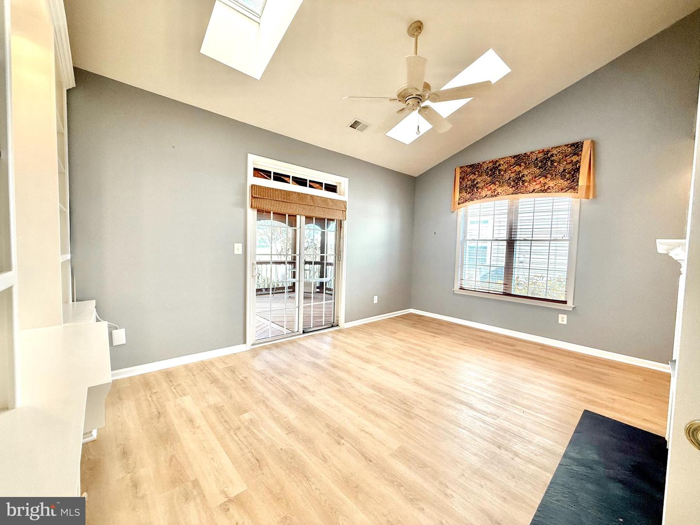 13737 HERITAGE VALLEY WAY, GAINESVILLE, Virginia 20155, 2 Bedrooms Bedrooms, ,2 BathroomsBathrooms,Residential,For sale,13737 HERITAGE VALLEY WAY,VAPW2102602 MLS # VAPW2102602