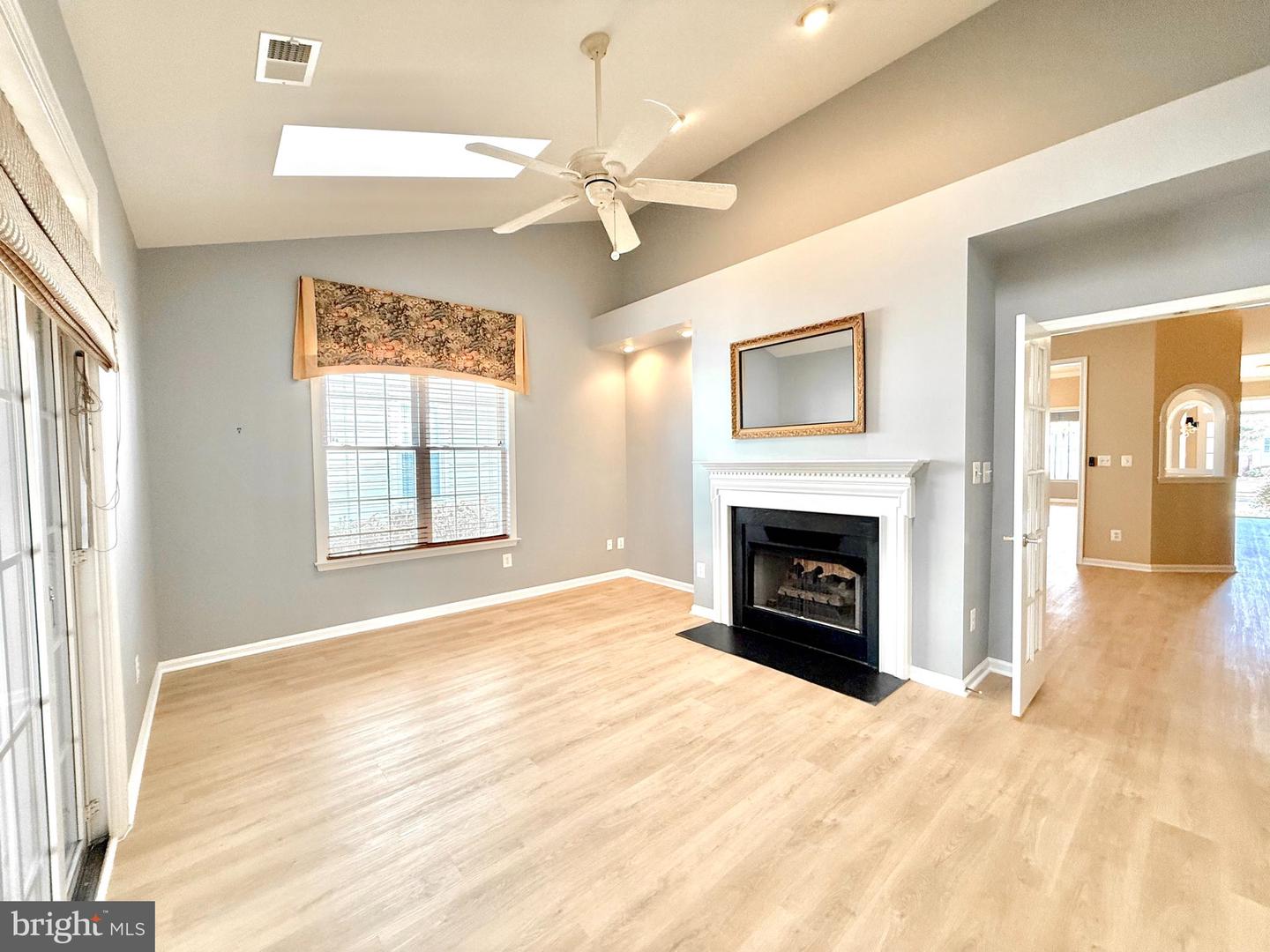 13737 HERITAGE VALLEY WAY, GAINESVILLE, Virginia 20155, 2 Bedrooms Bedrooms, ,2 BathroomsBathrooms,Residential,For sale,13737 HERITAGE VALLEY WAY,VAPW2102602 MLS # VAPW2102602