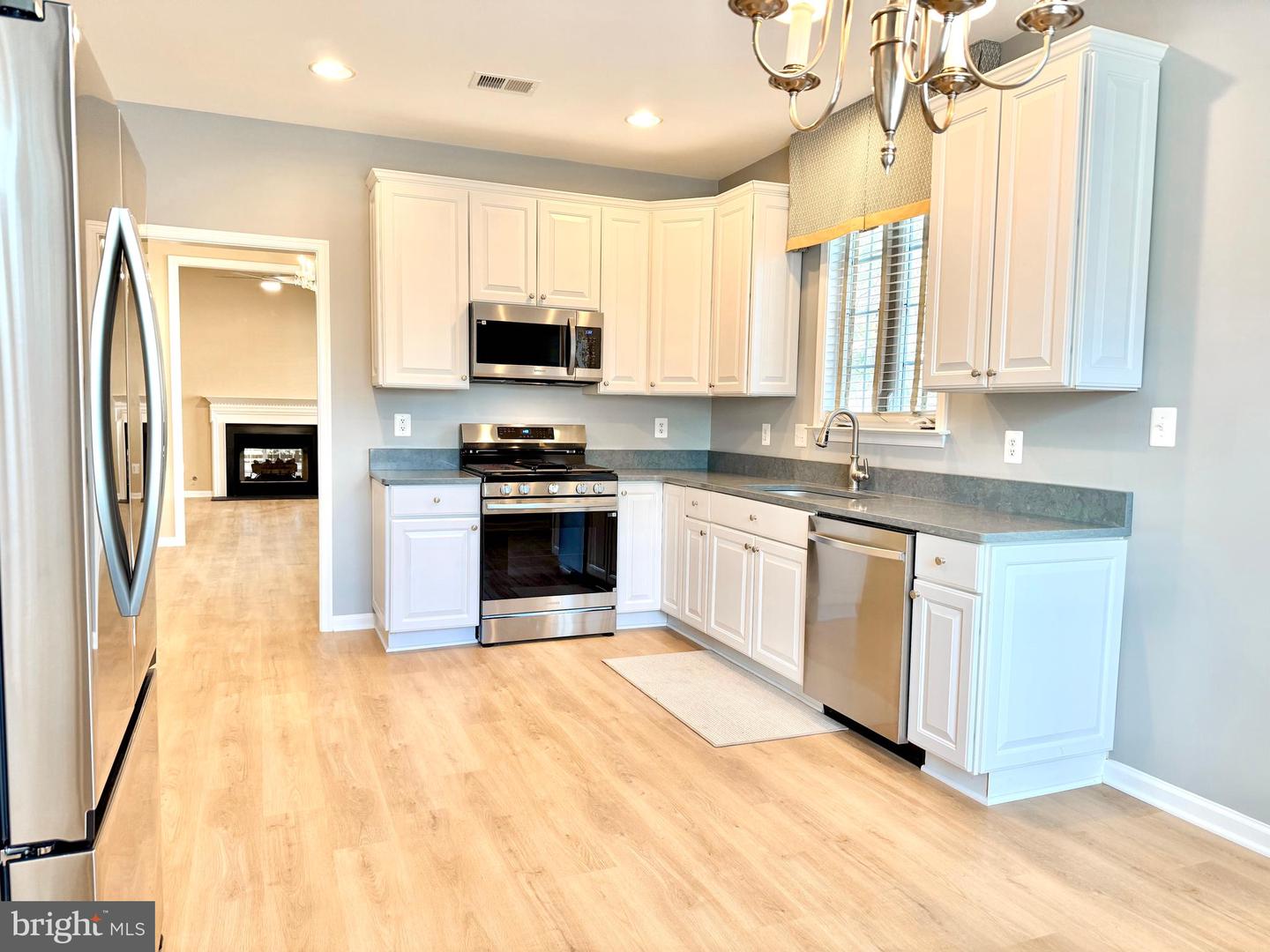 13737 HERITAGE VALLEY WAY, GAINESVILLE, Virginia 20155, 2 Bedrooms Bedrooms, ,2 BathroomsBathrooms,Residential,For sale,13737 HERITAGE VALLEY WAY,VAPW2102602 MLS # VAPW2102602