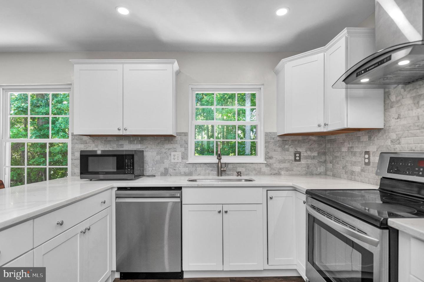 15278 WATERWHEEL TER, WOODBRIDGE, Virginia 22191, 4 Bedrooms Bedrooms, ,3 BathroomsBathrooms,Residential,For sale,15278 WATERWHEEL TER,VAPW2102682 MLS # VAPW2102682