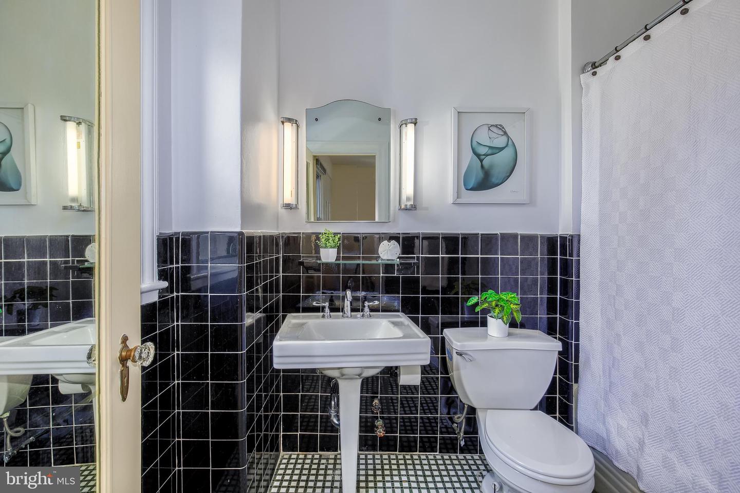 4000 CATHEDRAL AVE NW #144/145-B, WASHINGTON, District Of Columbia 20016, 3 Bedrooms Bedrooms, ,3 BathroomsBathrooms,Residential,For sale,4000 CATHEDRAL AVE NW #144/145-B,DCDC2217466 MLS # DCDC2217466