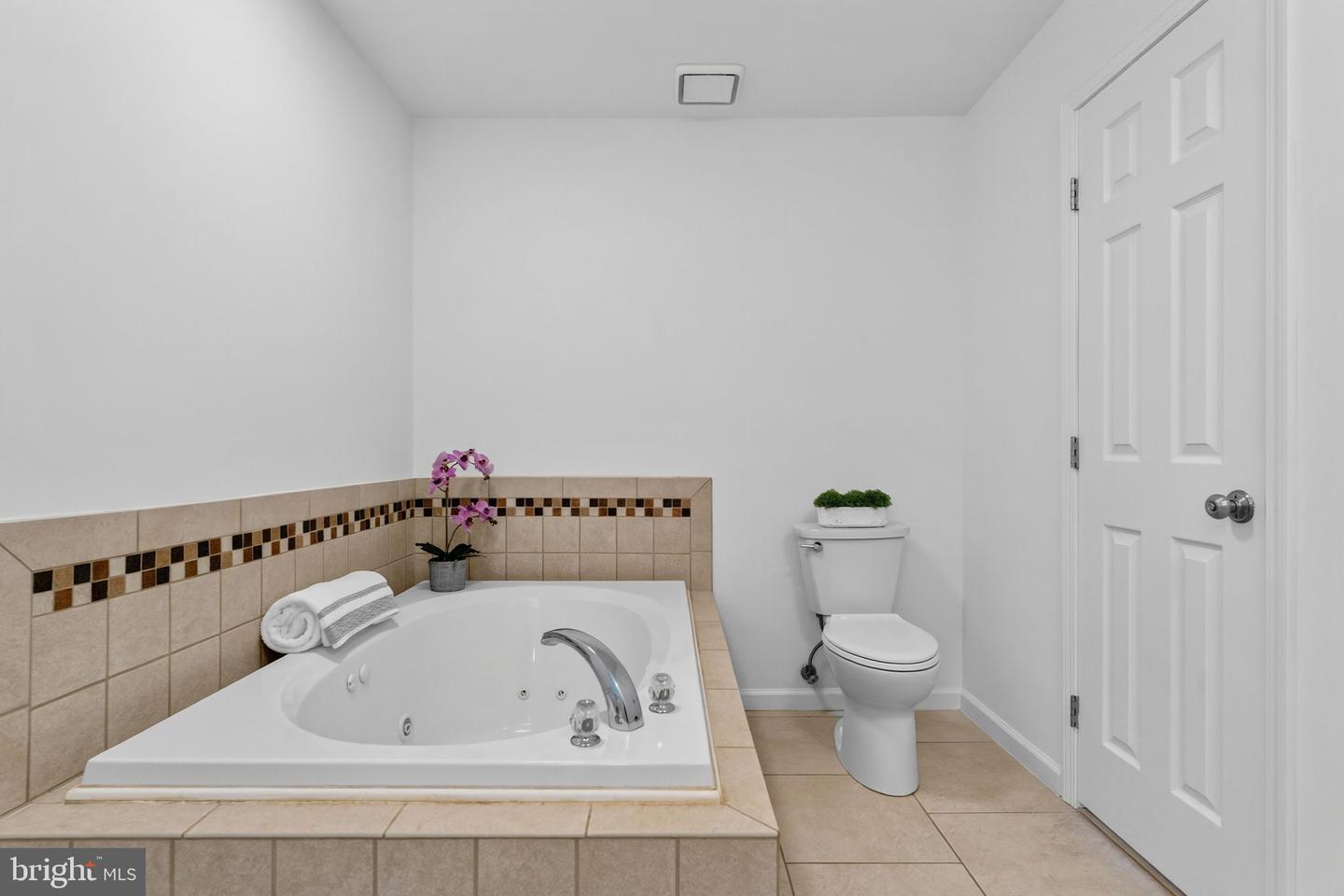 29 PEPPER TREE CT, WARRENTON, Virginia 20186, 3 Bedrooms Bedrooms, ,2 BathroomsBathrooms,Residential,For sale,29 PEPPER TREE CT,VAFQ2018158 MLS # VAFQ2018158
