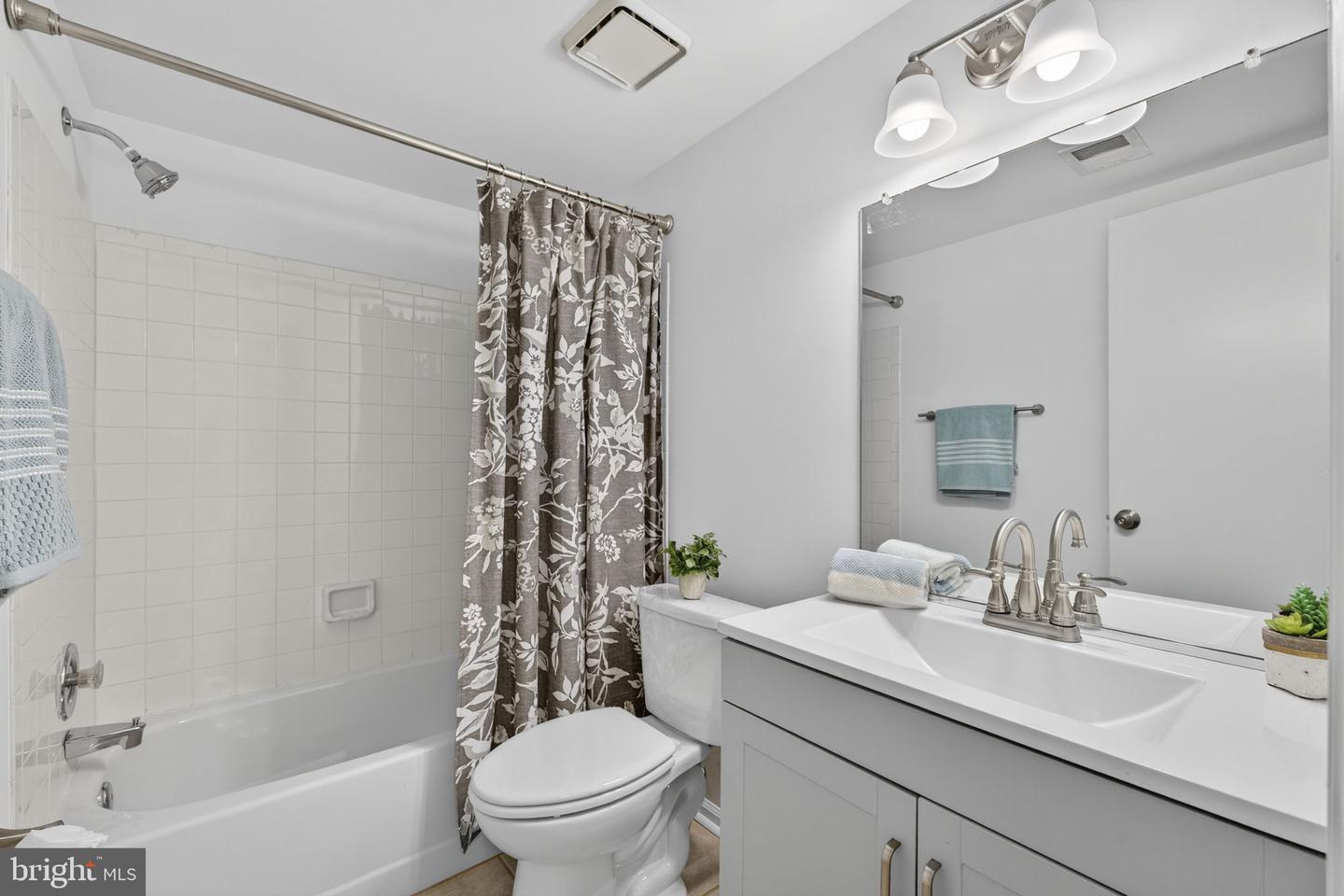 29 PEPPER TREE CT, WARRENTON, Virginia 20186, 3 Bedrooms Bedrooms, ,2 BathroomsBathrooms,Residential,For sale,29 PEPPER TREE CT,VAFQ2018158 MLS # VAFQ2018158