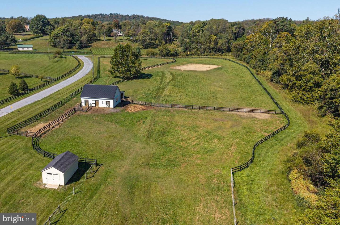 42046 LAMZ PL, LEESBURG, Virginia 20176, 4 Bedrooms Bedrooms, ,3 BathroomsBathrooms,Residential,For sale,42046 LAMZ PL,VALO2106160 MLS # VALO2106160