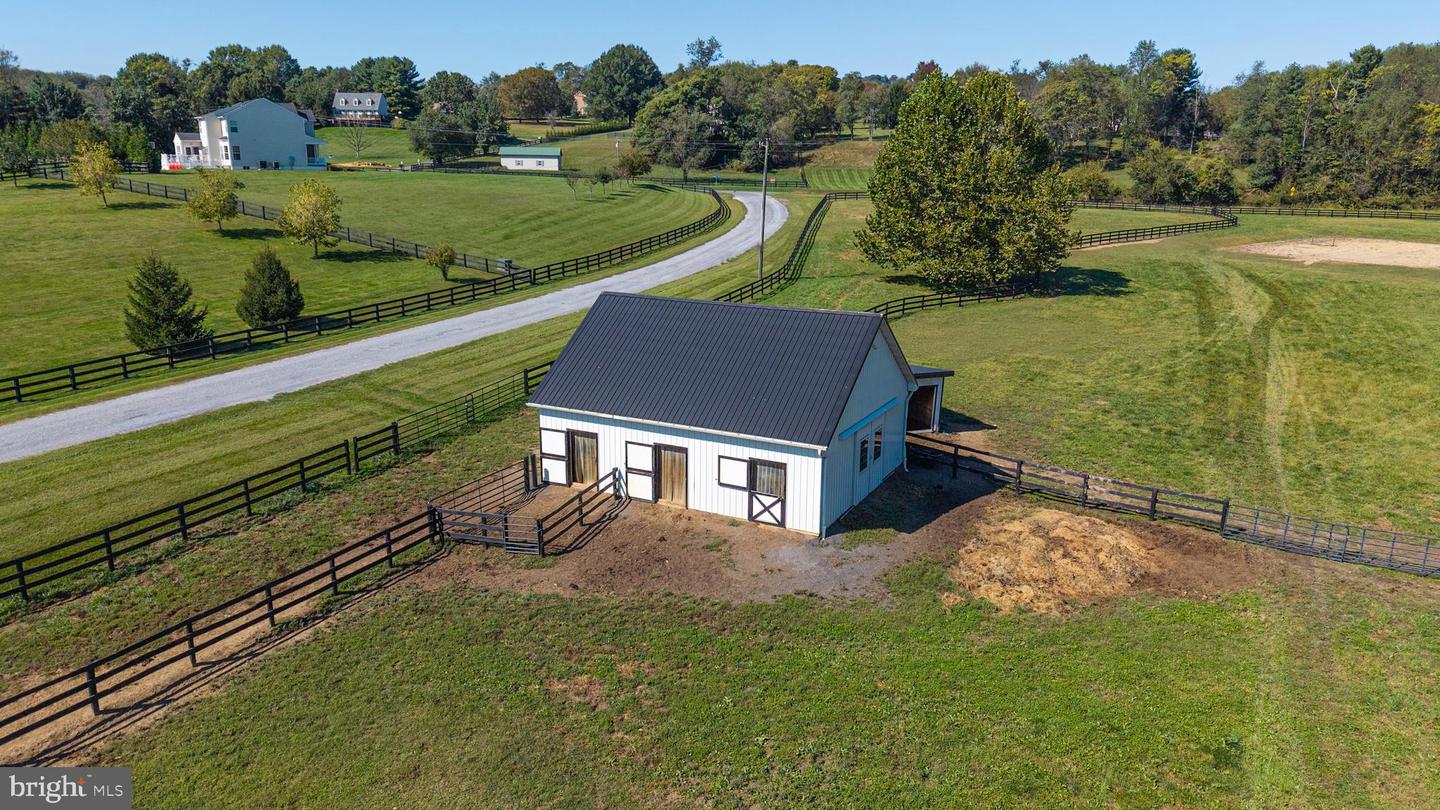 42046 LAMZ PL, LEESBURG, Virginia 20176, 4 Bedrooms Bedrooms, ,3 BathroomsBathrooms,Residential,For sale,42046 LAMZ PL,VALO2106160 MLS # VALO2106160