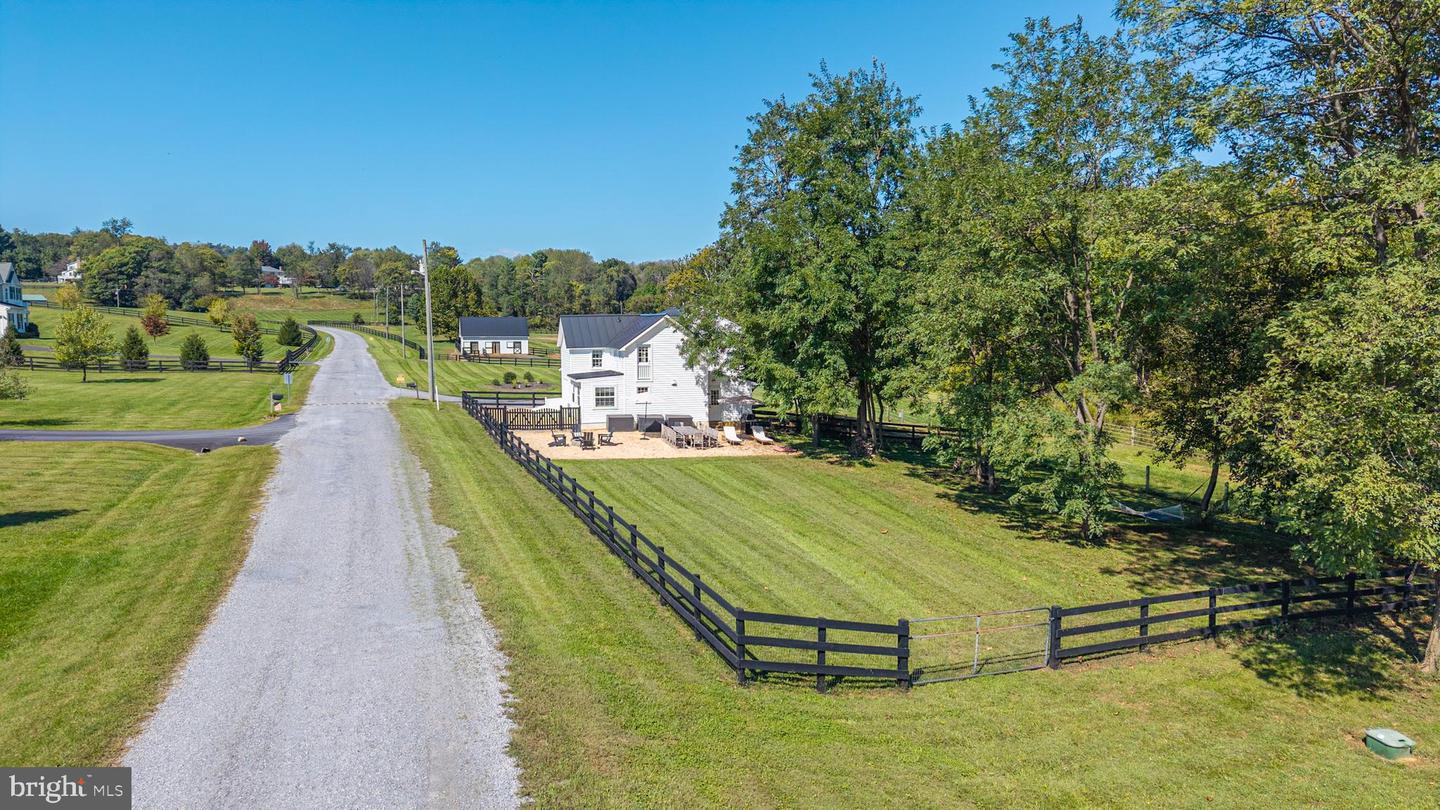42046 LAMZ PL, LEESBURG, Virginia 20176, 4 Bedrooms Bedrooms, ,3 BathroomsBathrooms,Residential,For sale,42046 LAMZ PL,VALO2106160 MLS # VALO2106160