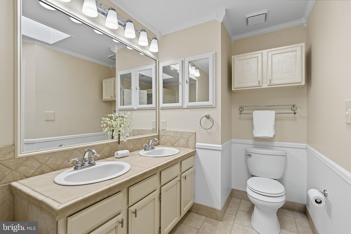 13064 QUARTZ LN, CLIFTON, Virginia 20124, 3 Bedrooms Bedrooms, ,2 BathroomsBathrooms,Residential,For sale,13064 QUARTZ LN,VAFX2265004 MLS # VAFX2265004